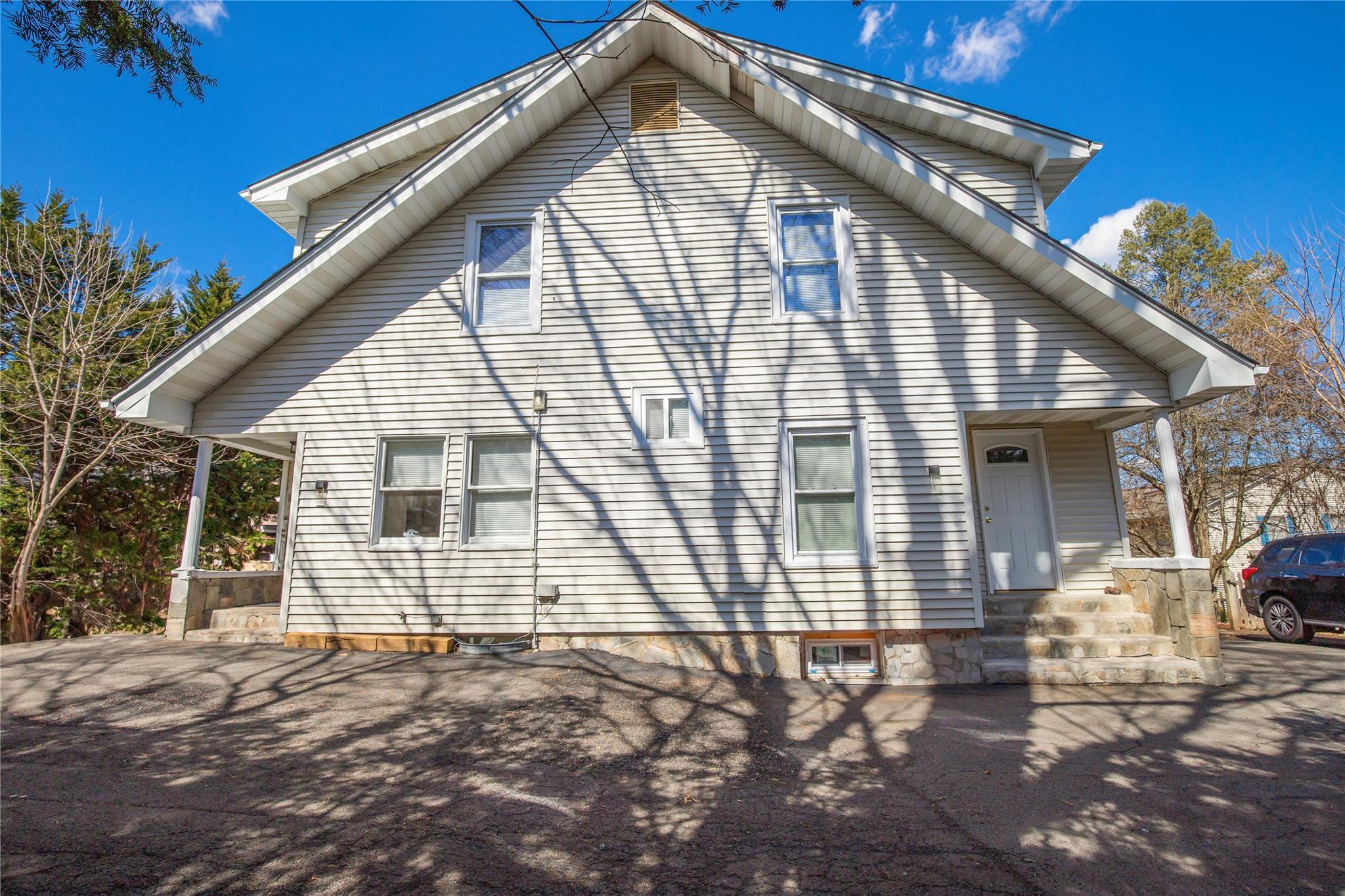 Single Family Cragmere  Rockland County, NY 10901, MLS-851830-2