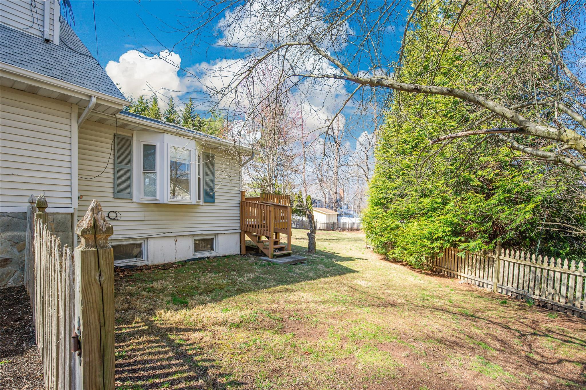 Single Family Cragmere  Rockland County, NY 10901, MLS-851830-33