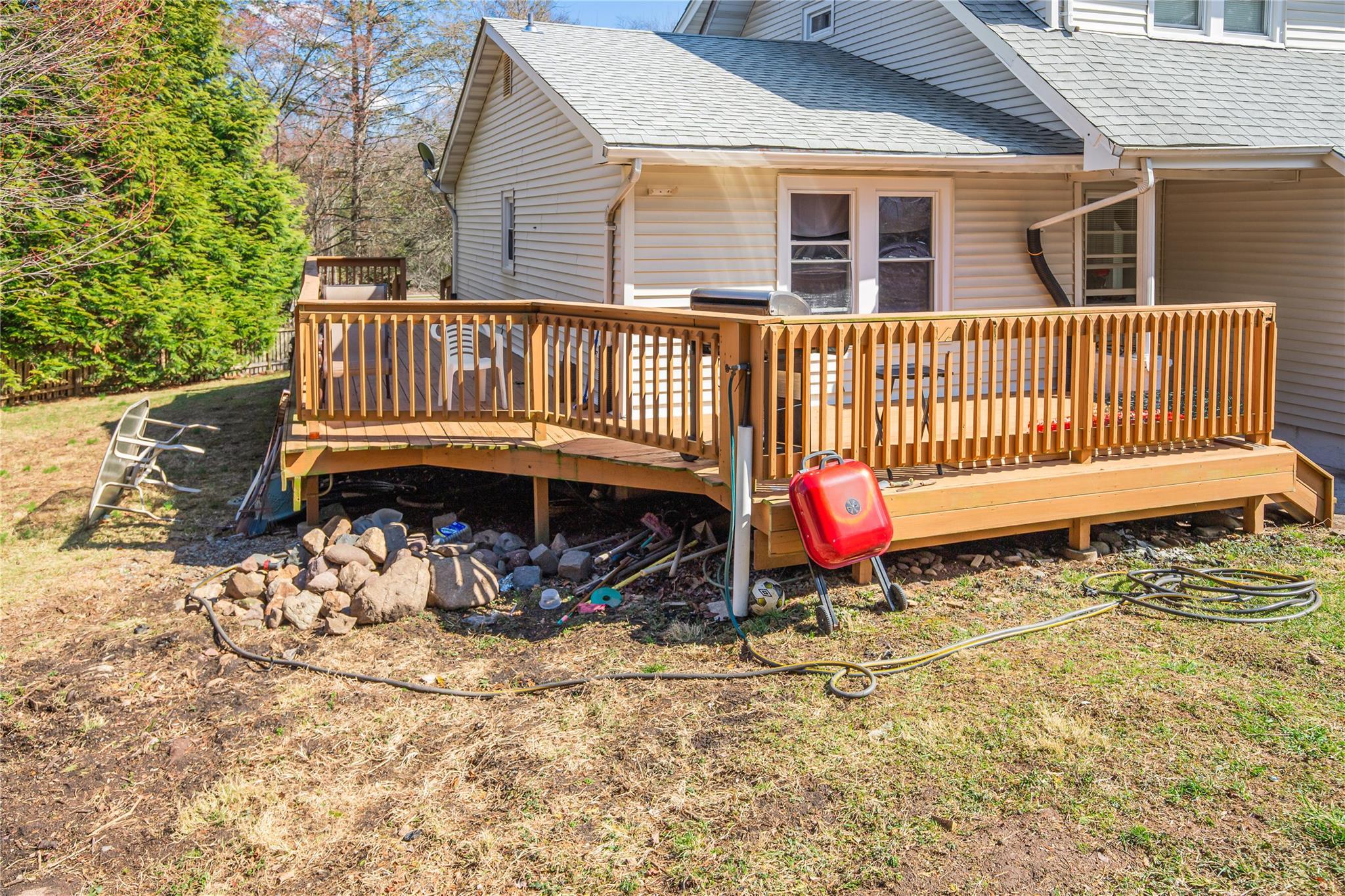 Single Family Cragmere  Rockland County, NY 10901, MLS-851830-36