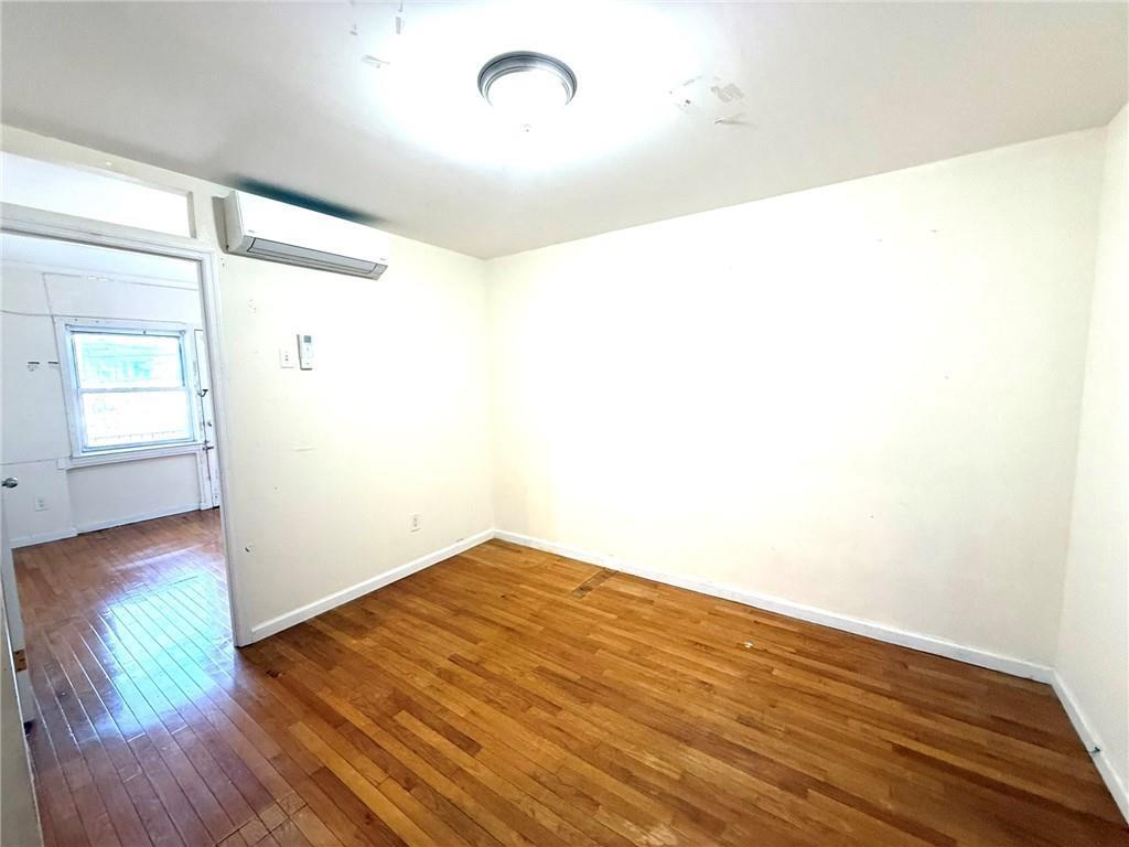 Single Family Brown  Brooklyn, NY 11229, MLS-851843-10