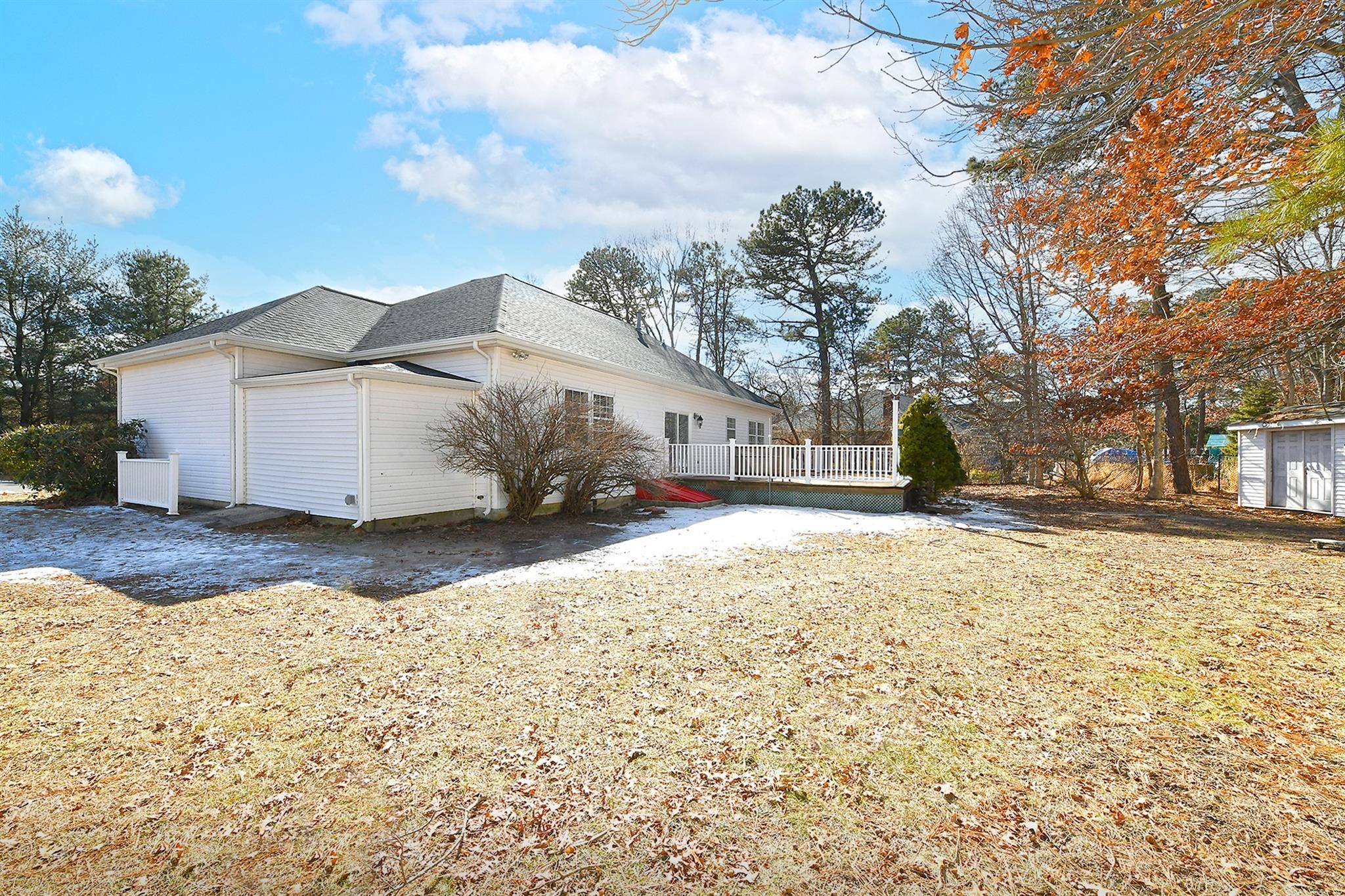 Single Family Timber Ridge  Suffolk County, NY 11727, MLS-851849-23