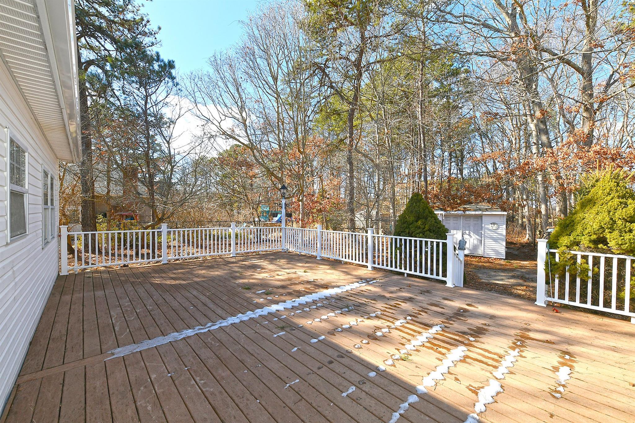 Single Family Timber Ridge  Suffolk County, NY 11727, MLS-851849-24