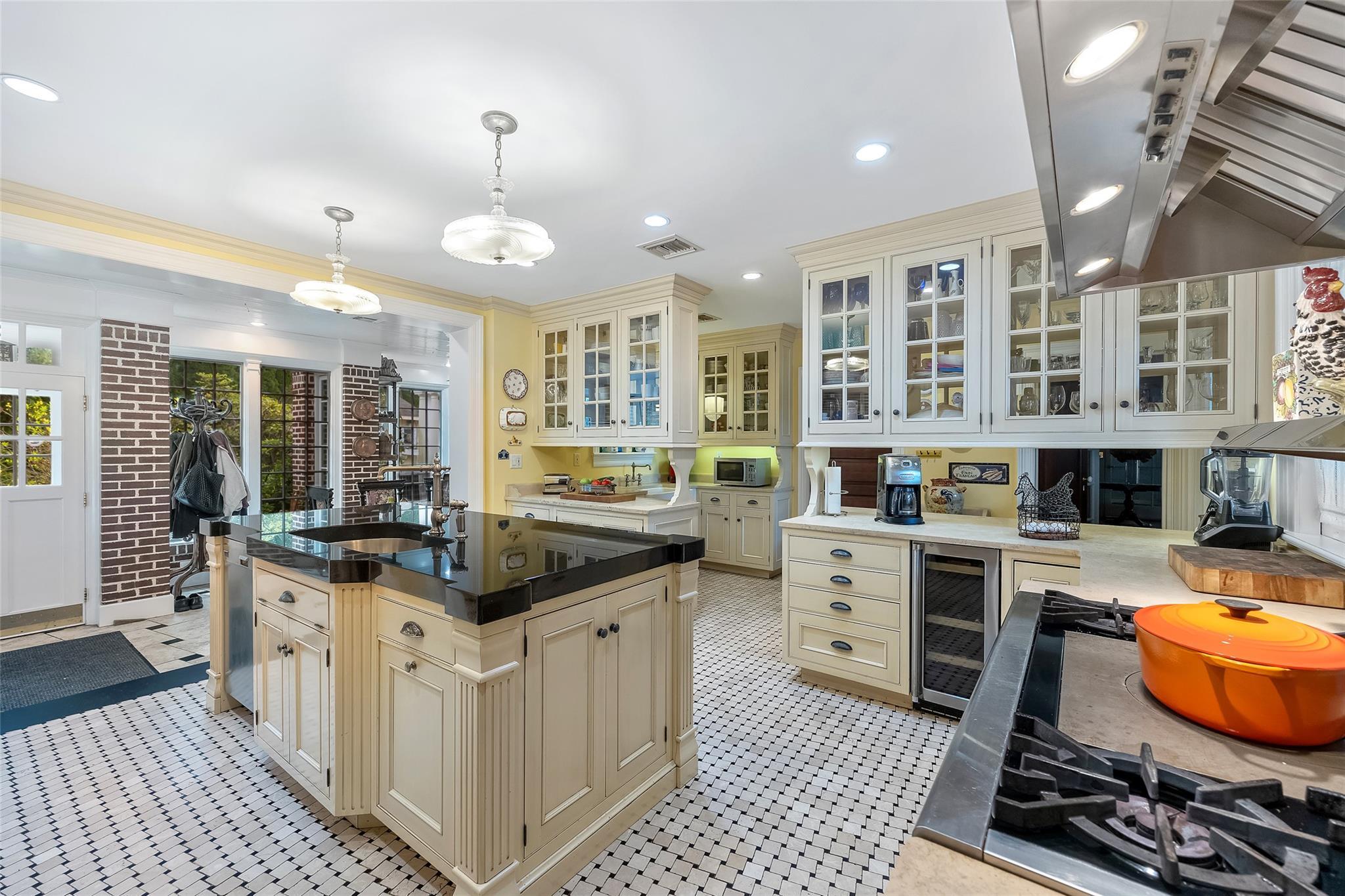 Single Family Beverly  Queens, NY 11363, MLS-851850-14