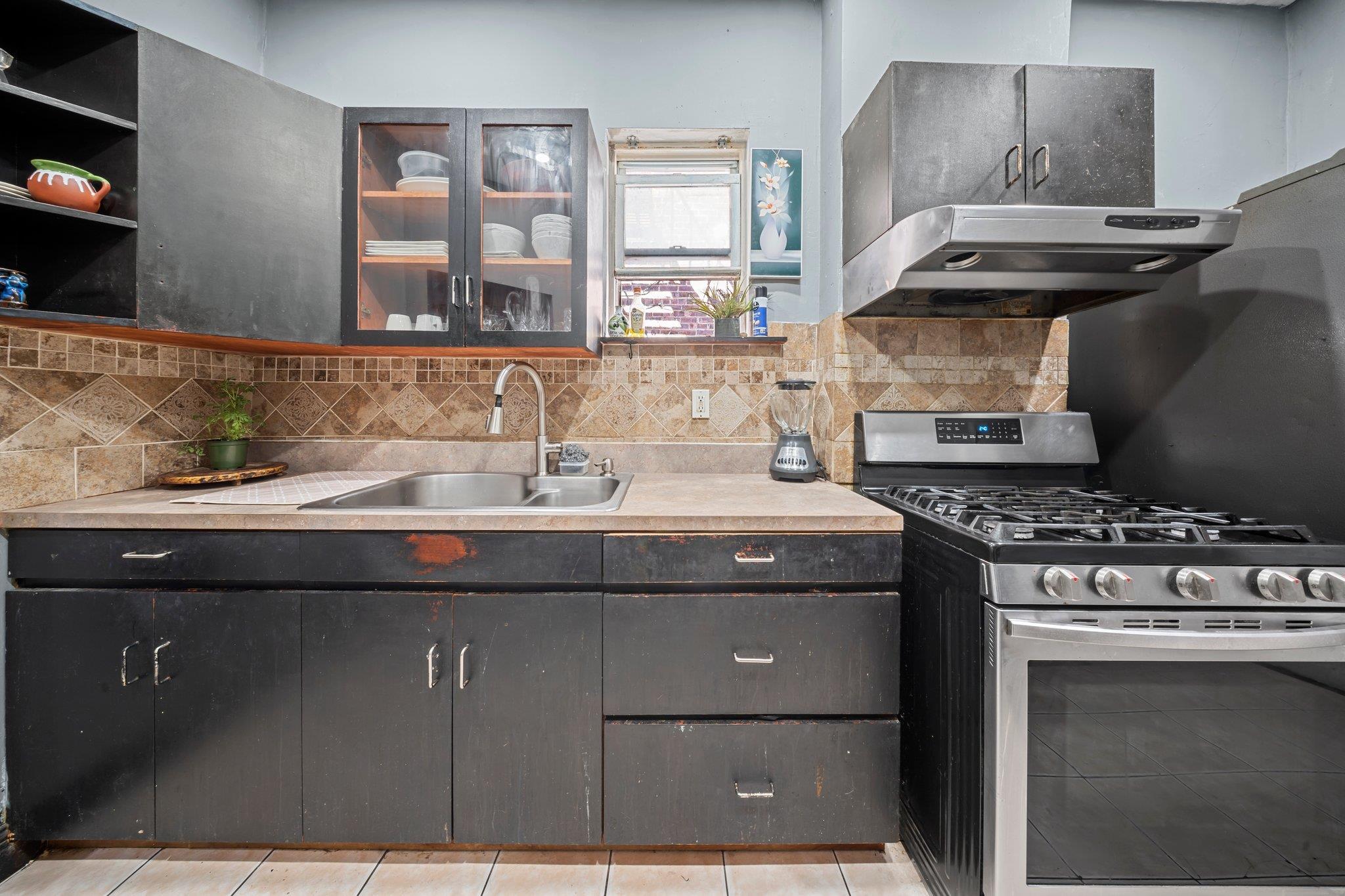Single Family 104th  Queens, NY 11369, MLS-851864-3