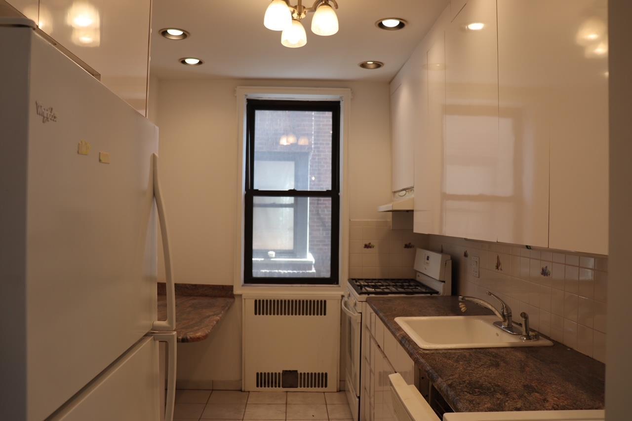 Coop Yellowstone  Queens, NY 11375, MLS-851873-12