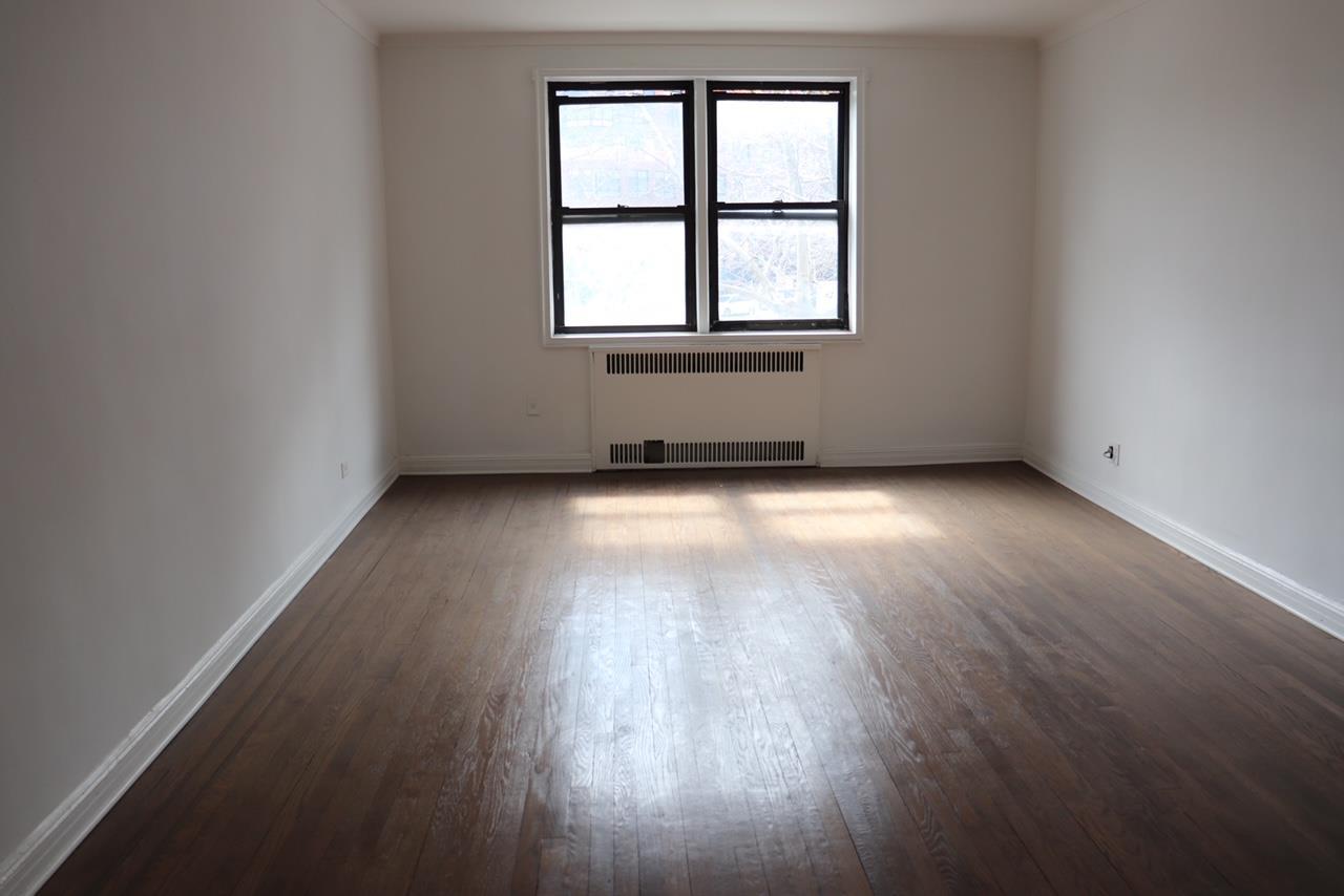 Coop Yellowstone  Queens, NY 11375, MLS-851873-3