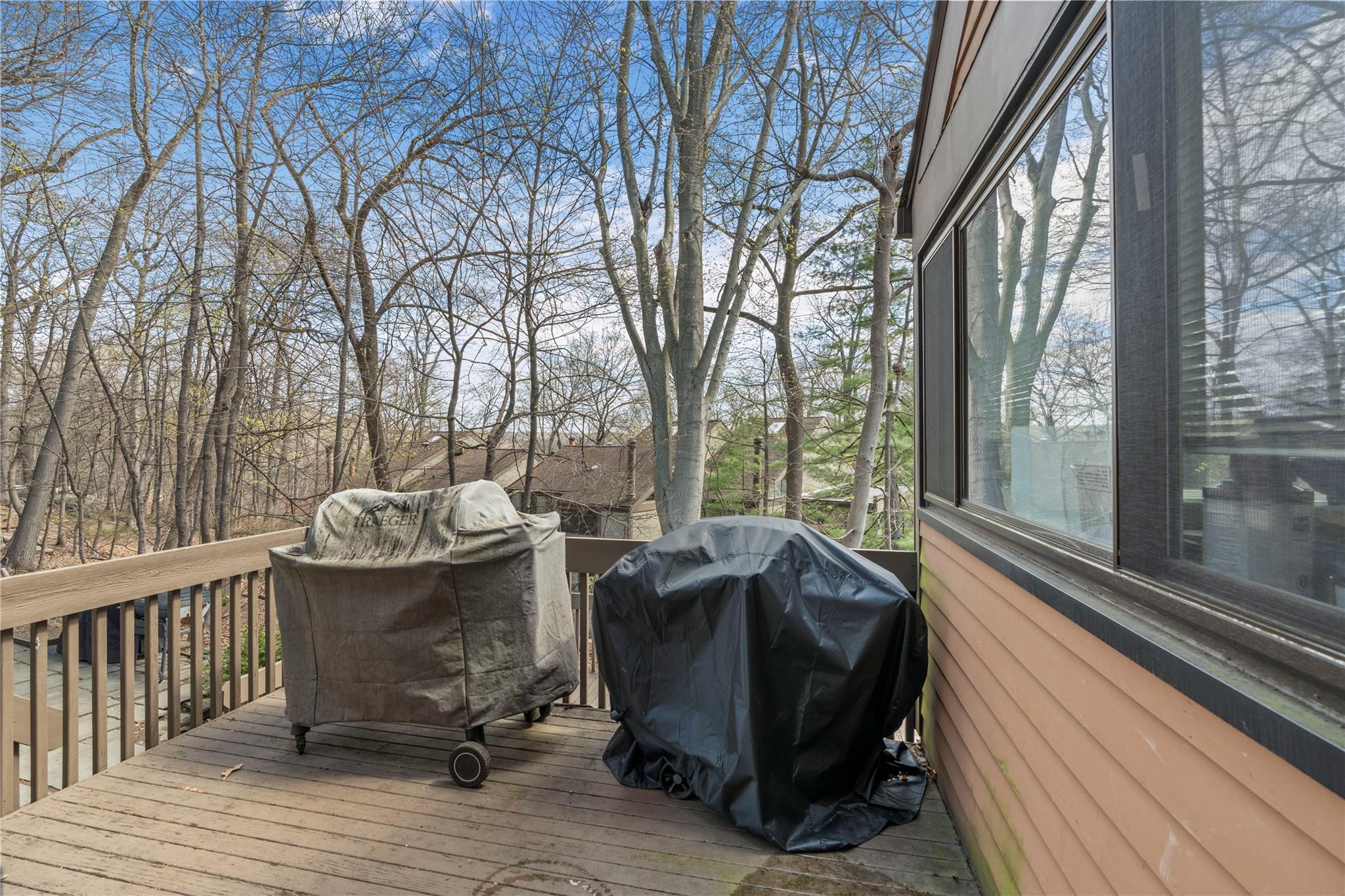 Single Family Round Hill Road  Westchester County, NY 10522, MLS-851878-15