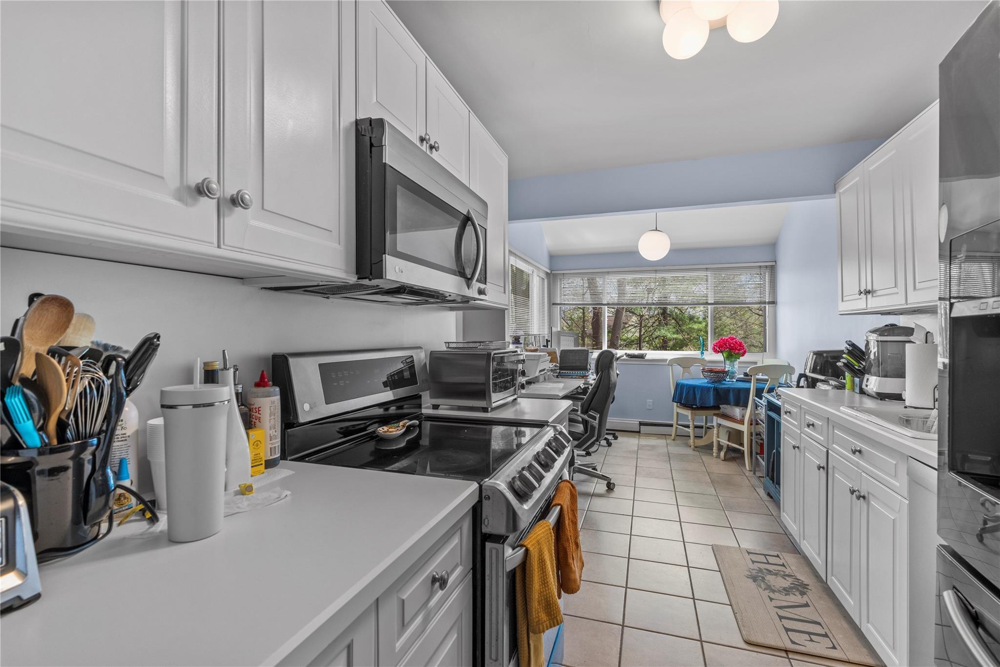 Single Family Round Hill Road  Westchester County, NY 10522, MLS-851878-8