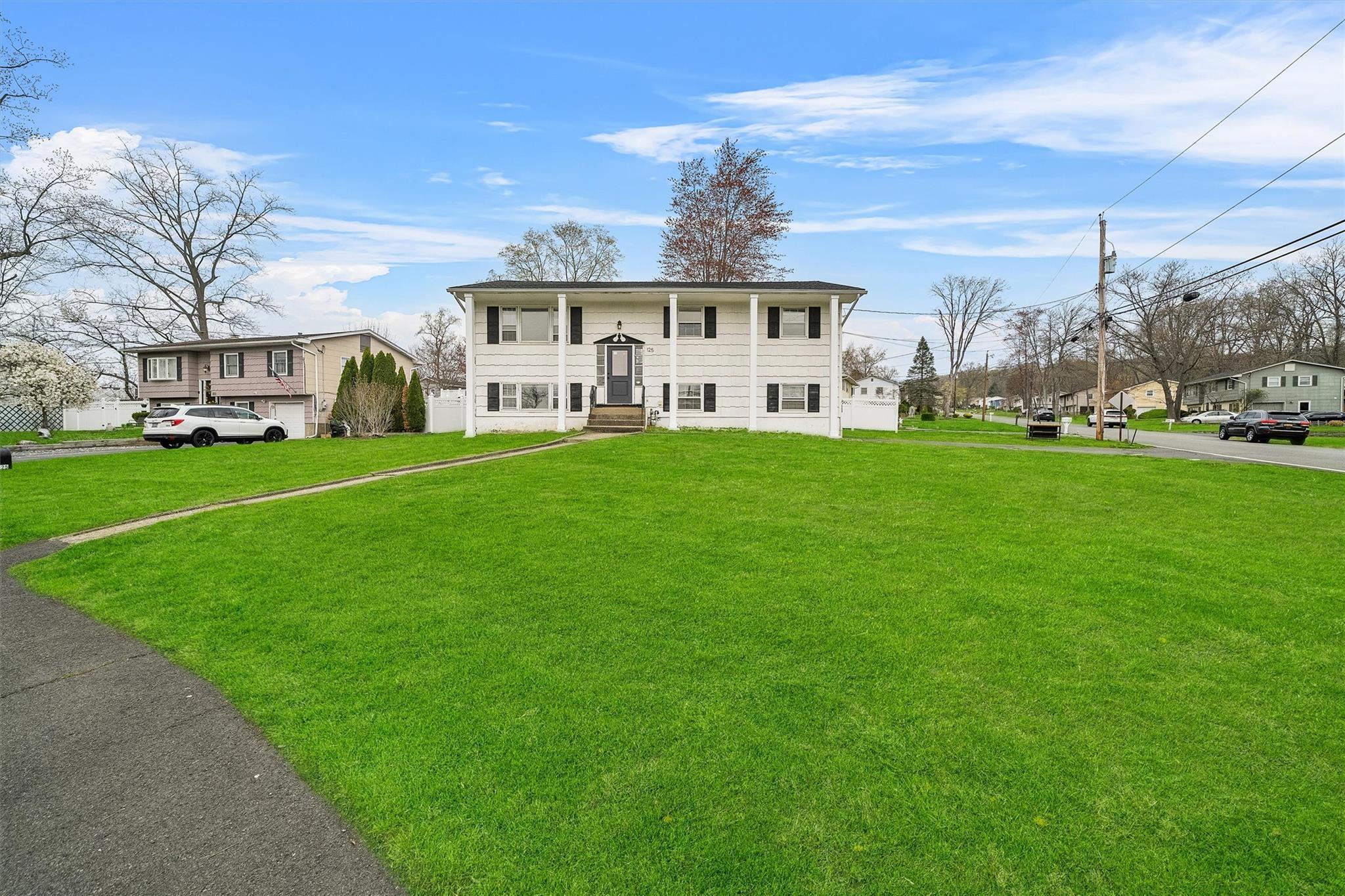Single Family Lakewood  Rockland County, NY 10920, MLS-851883-4