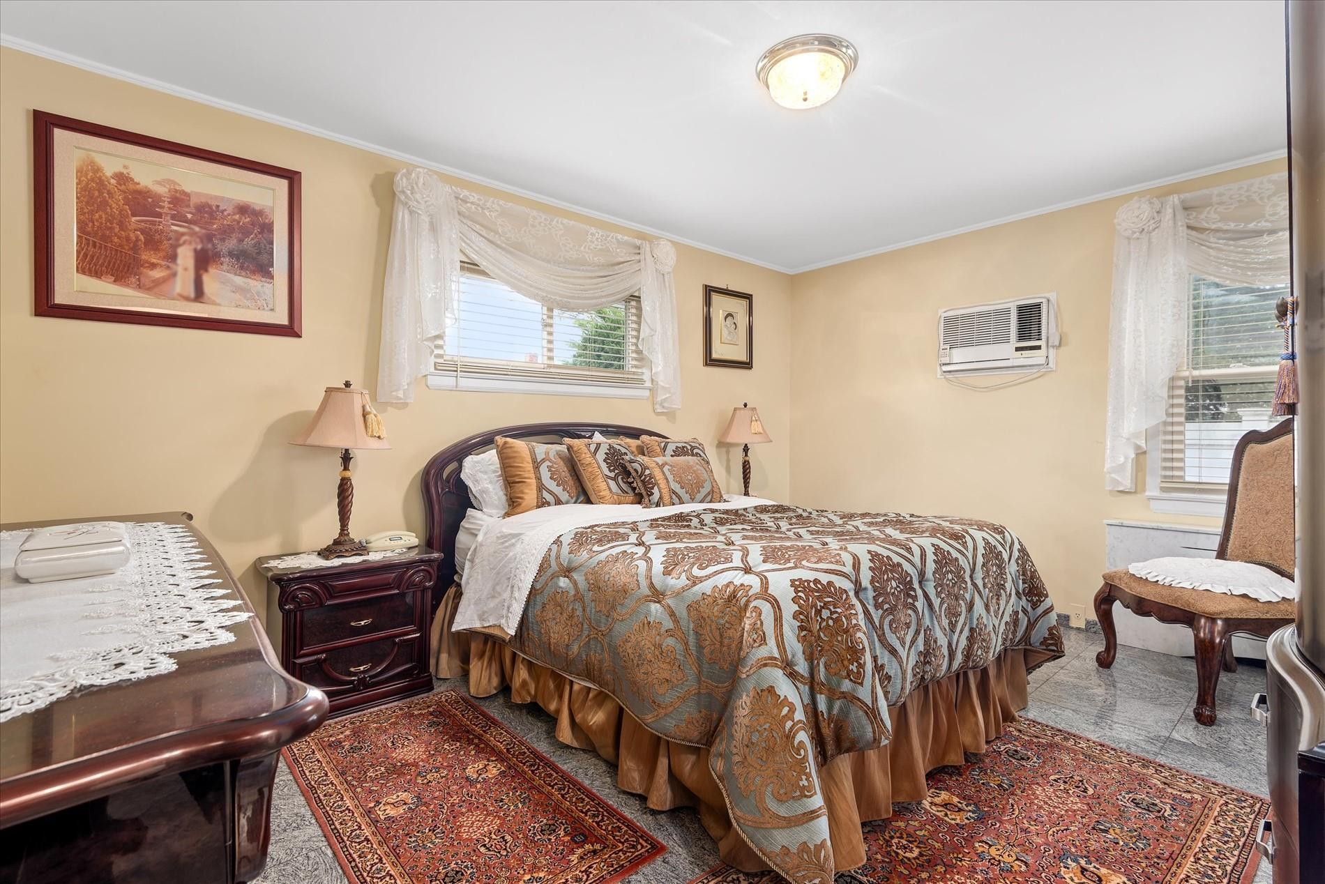 Single Family 85th  Queens, NY 11414, MLS-851894-10