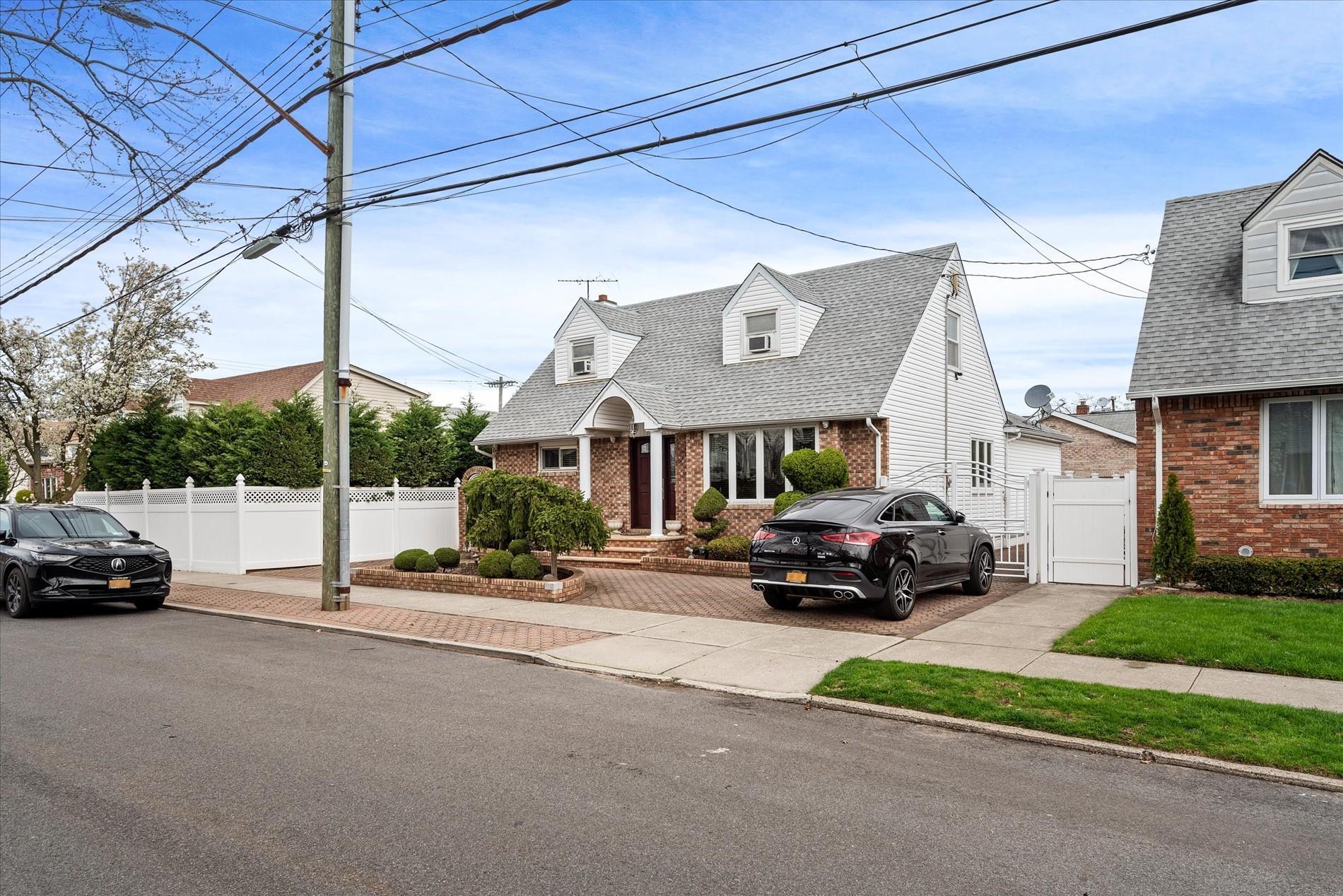 Single Family 85th  Queens, NY 11414, MLS-851894-29
