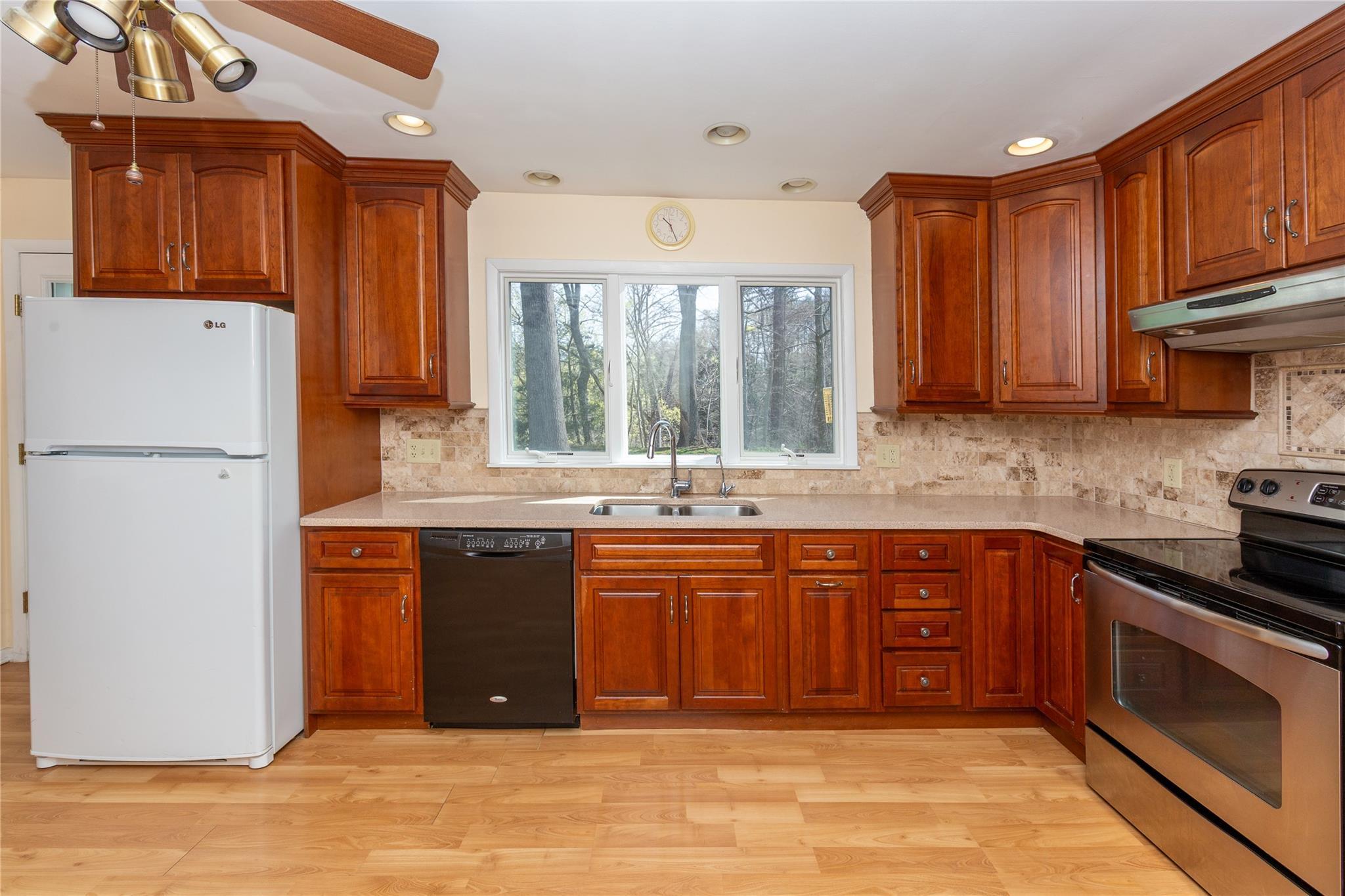 Single Family Lincoln  Dutchess County, NY 12601, MLS-851896-13