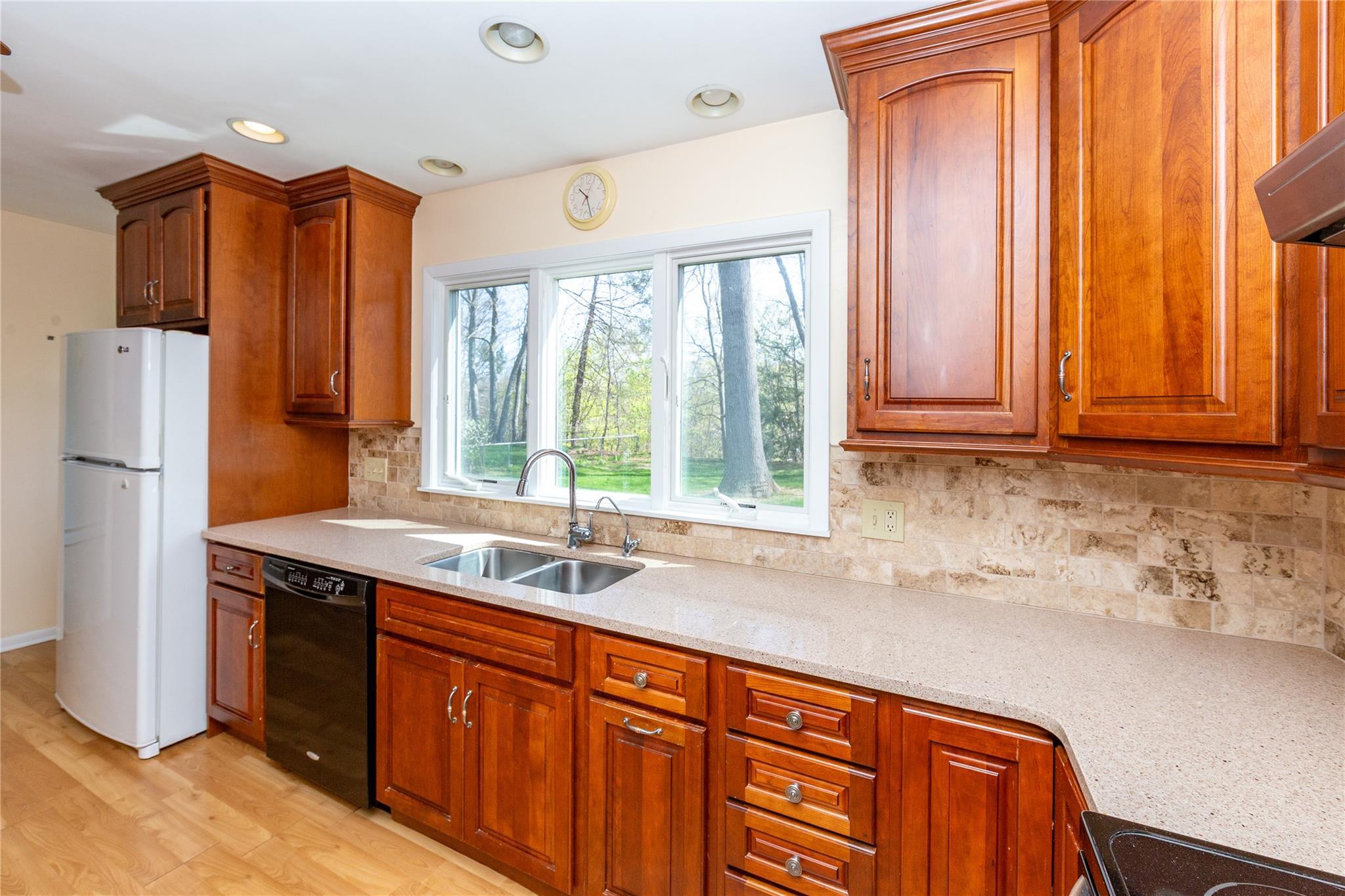 Single Family Lincoln  Dutchess County, NY 12601, MLS-851896-16