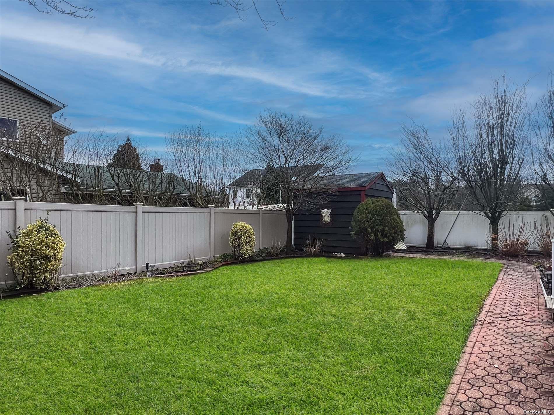 Single Family Reinhart  Suffolk County, NY 11747, MLS-851918-27
