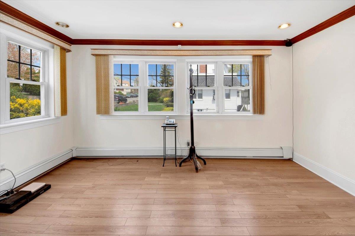 Single Family Pilgrim  Westchester County, NY 10710, MLS-851920-14