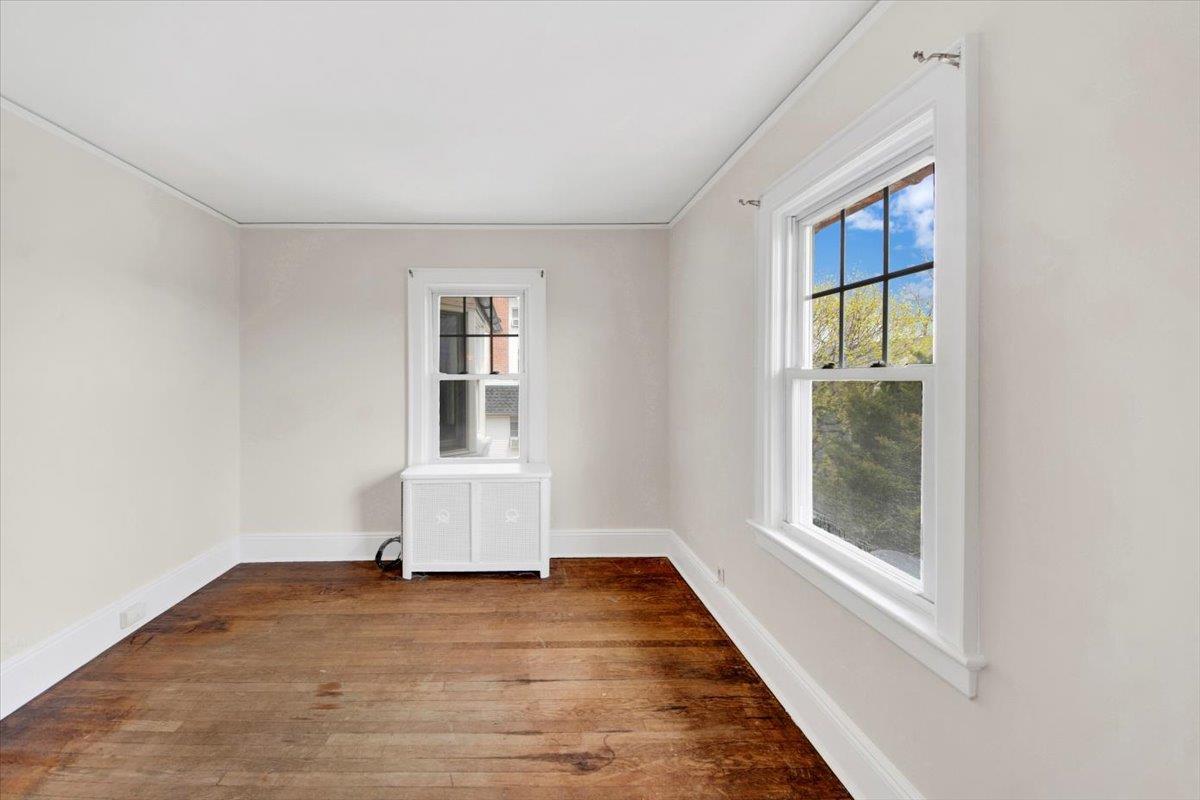 Single Family Pilgrim  Westchester County, NY 10710, MLS-851920-24