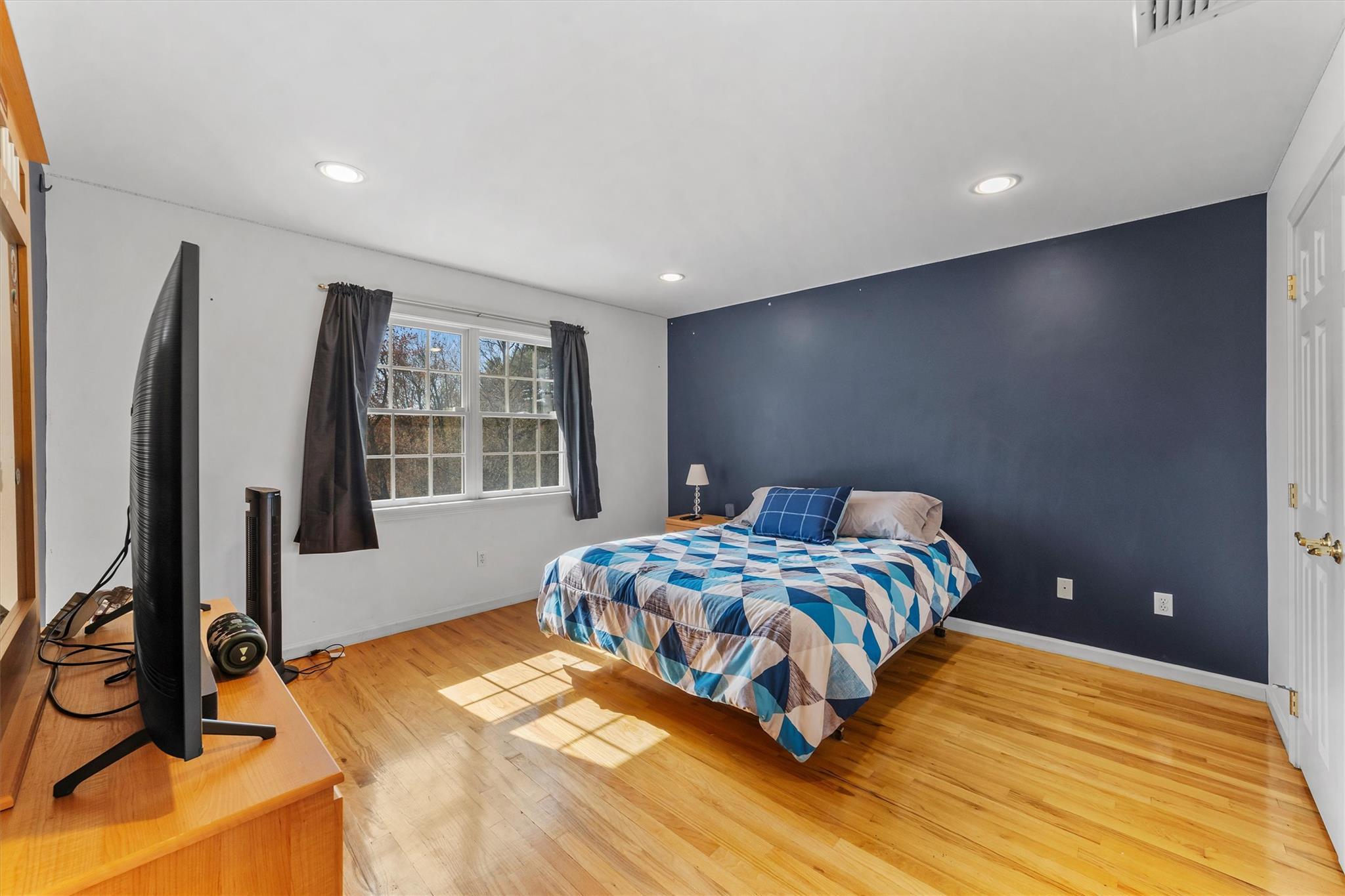 Single Family Sunset  Westchester County, NY 10598, MLS-851938-20