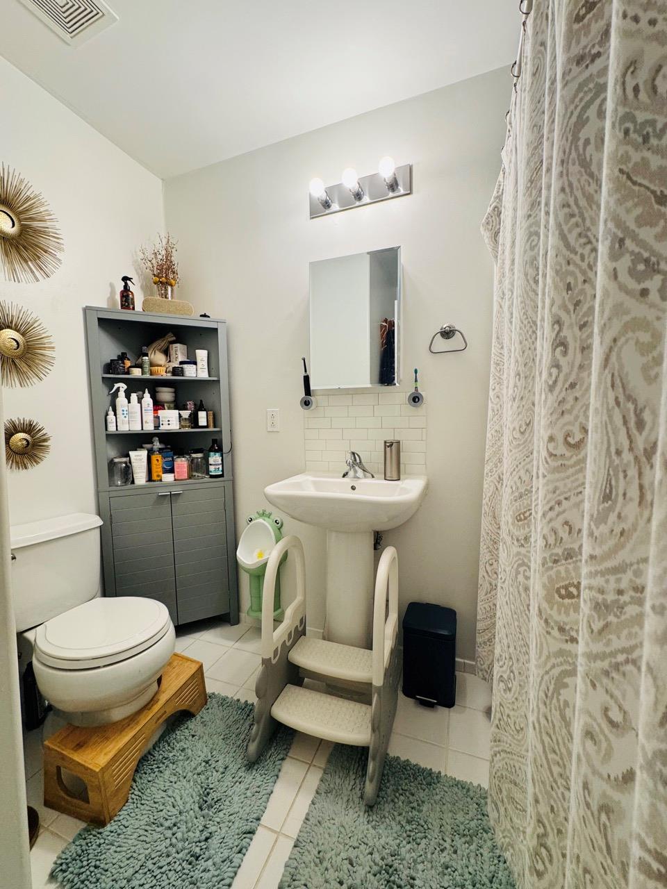 Apartment Seaspray  Queens, NY 11692, MLS-851941-8