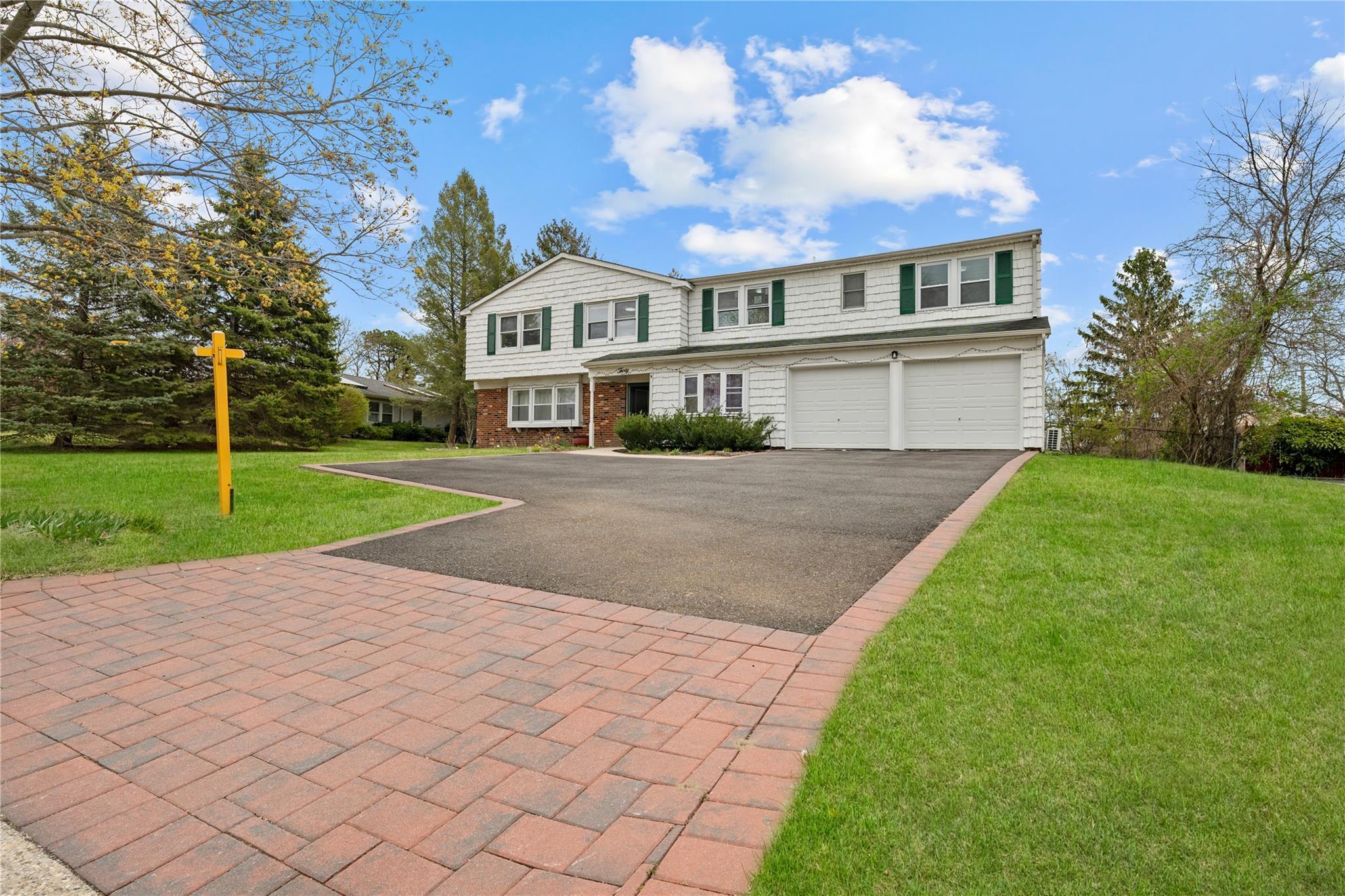 Single Family Brookfield  Suffolk County, NY 11720, MLS-851957-2
