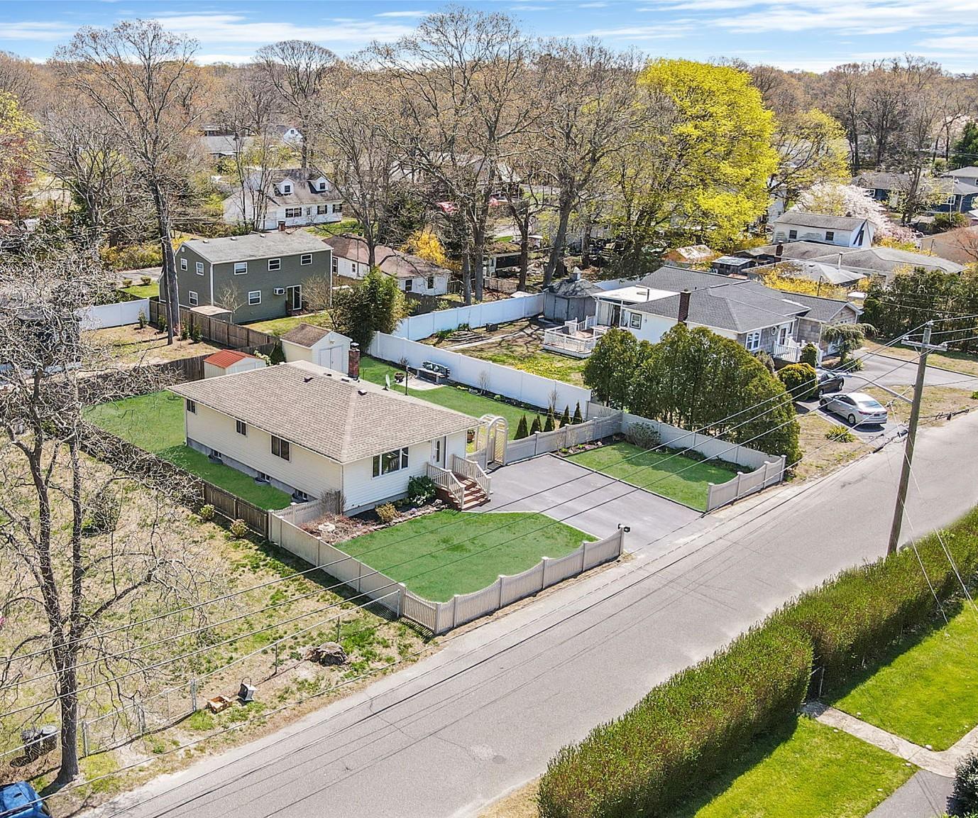 Single Family Alder  Suffolk County, NY 11951, MLS-851961-34