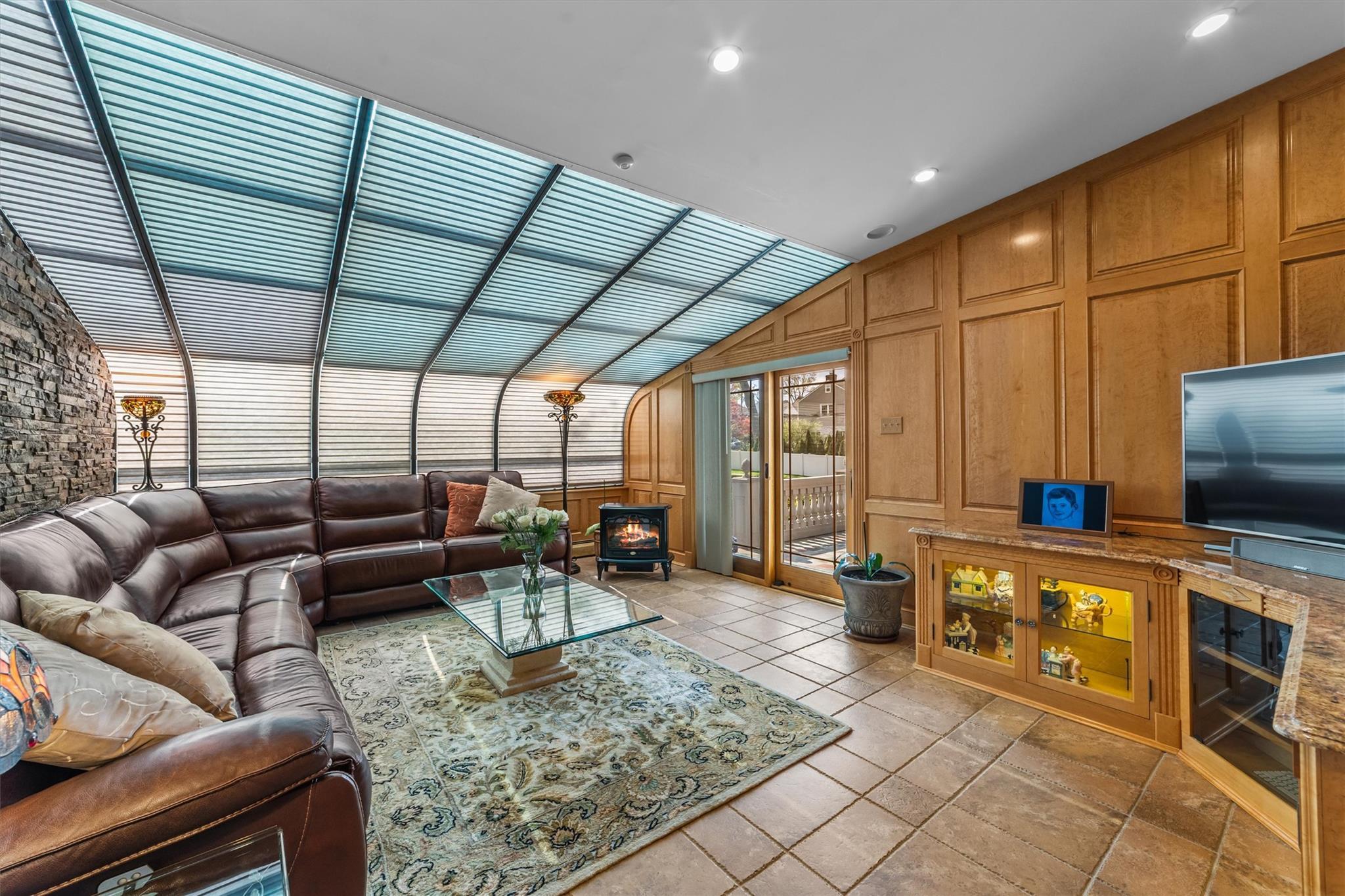Single Family Kneeland  Westchester County, NY 10705, MLS-851965-16