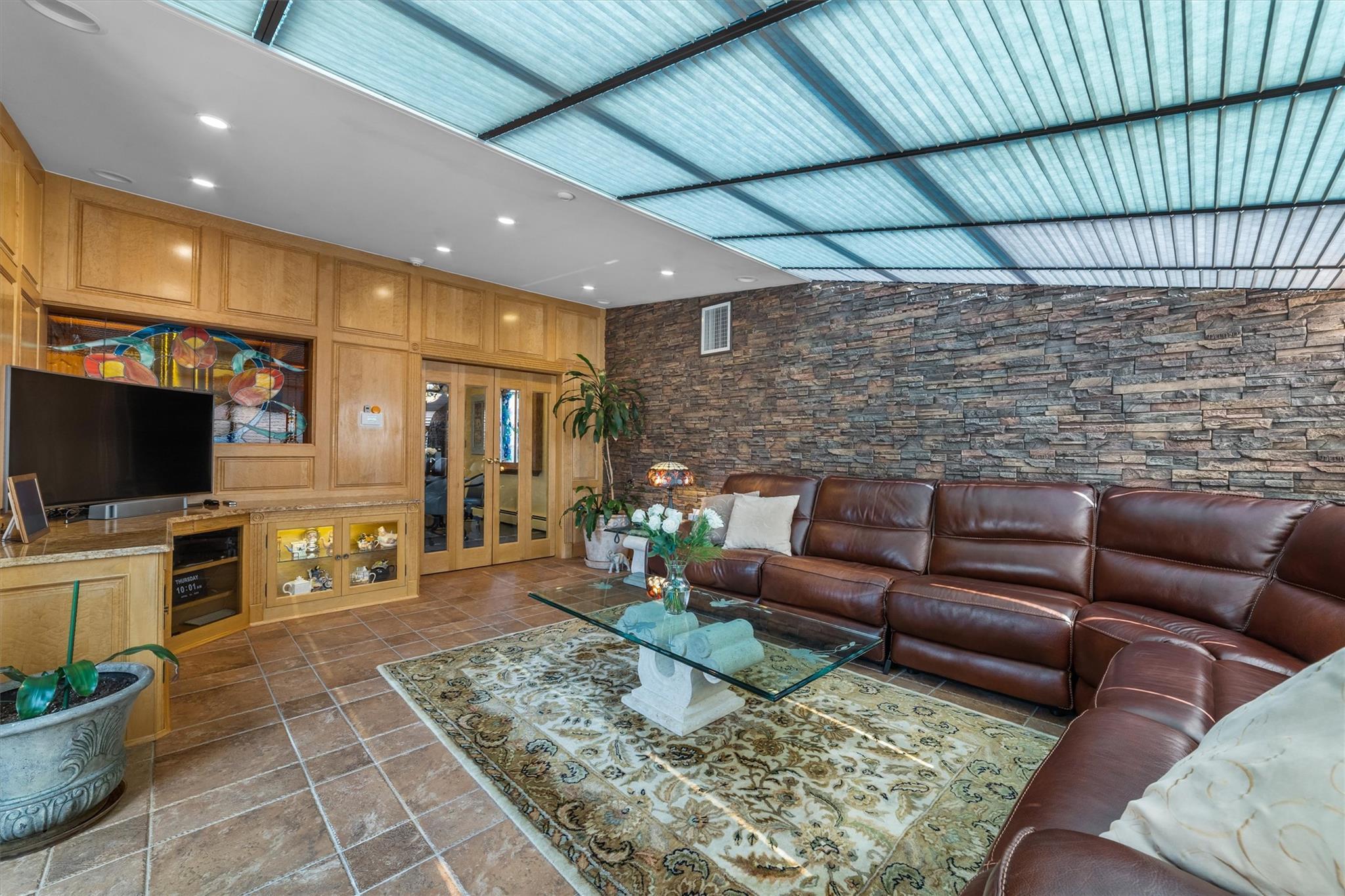 Single Family Kneeland  Westchester County, NY 10705, MLS-851965-18