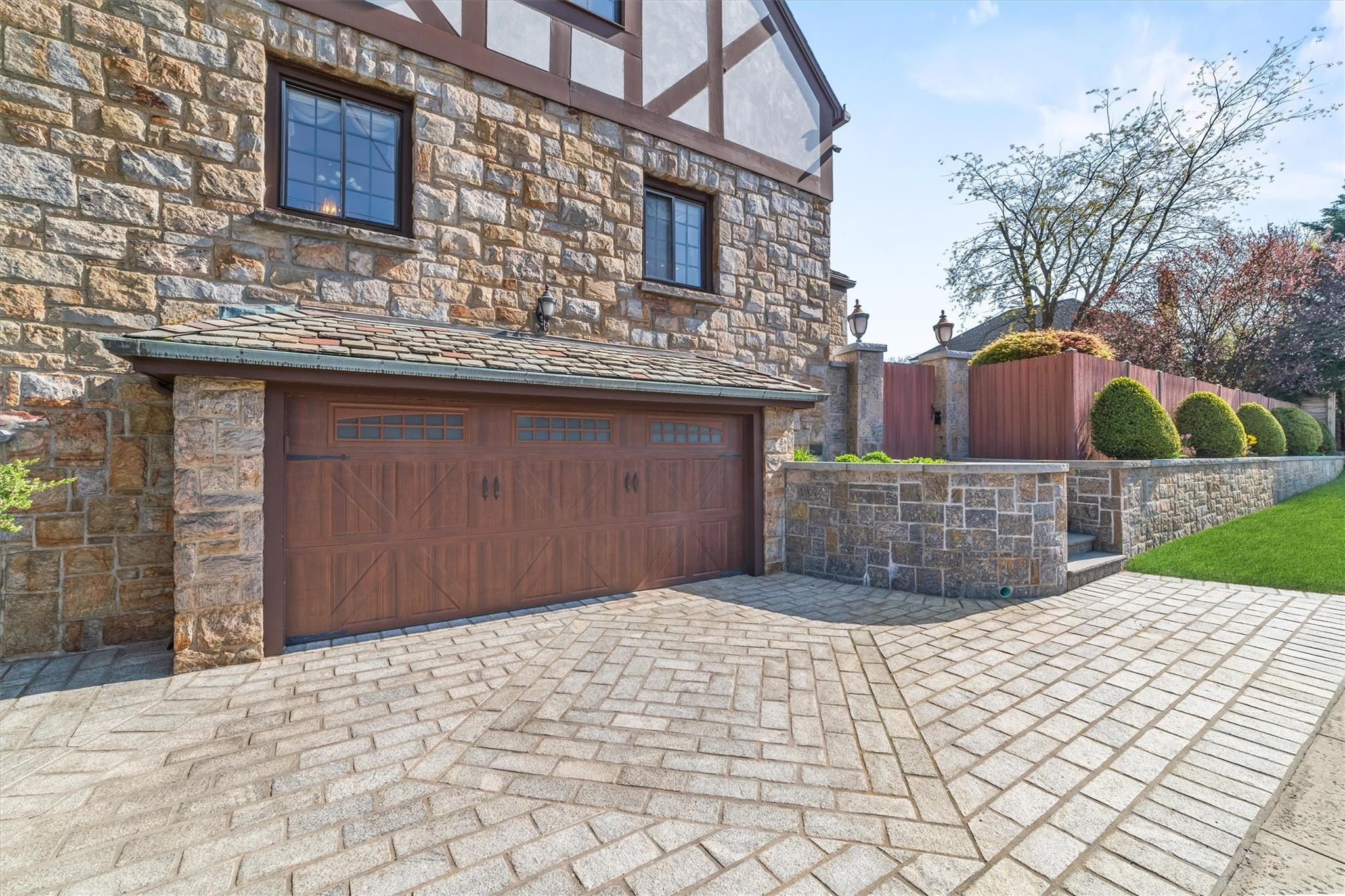 Single Family Kneeland  Westchester County, NY 10705, MLS-851965-5