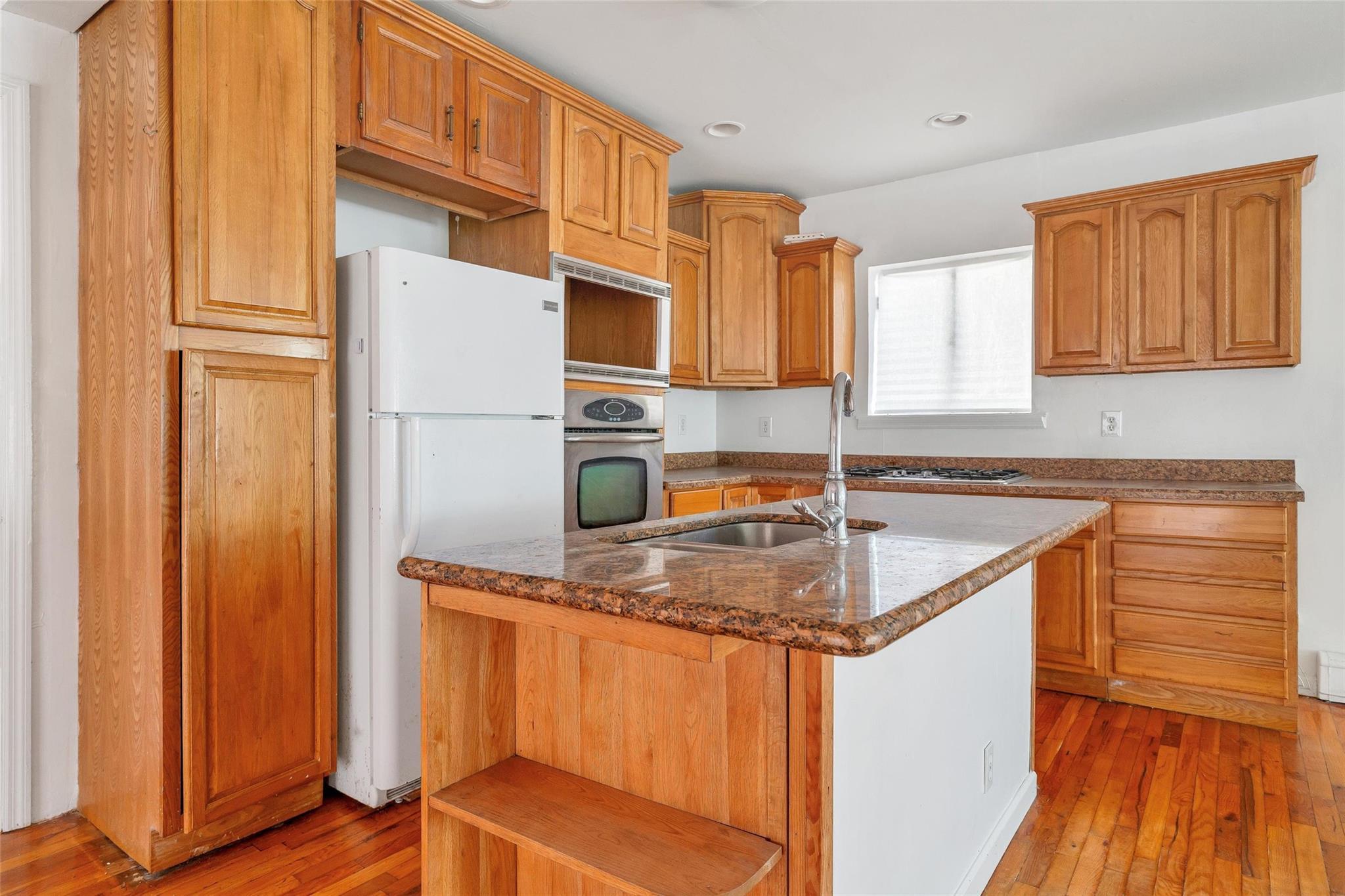 Single Family Roosevelt  Sullivan County, NY 12789, MLS-851985-7