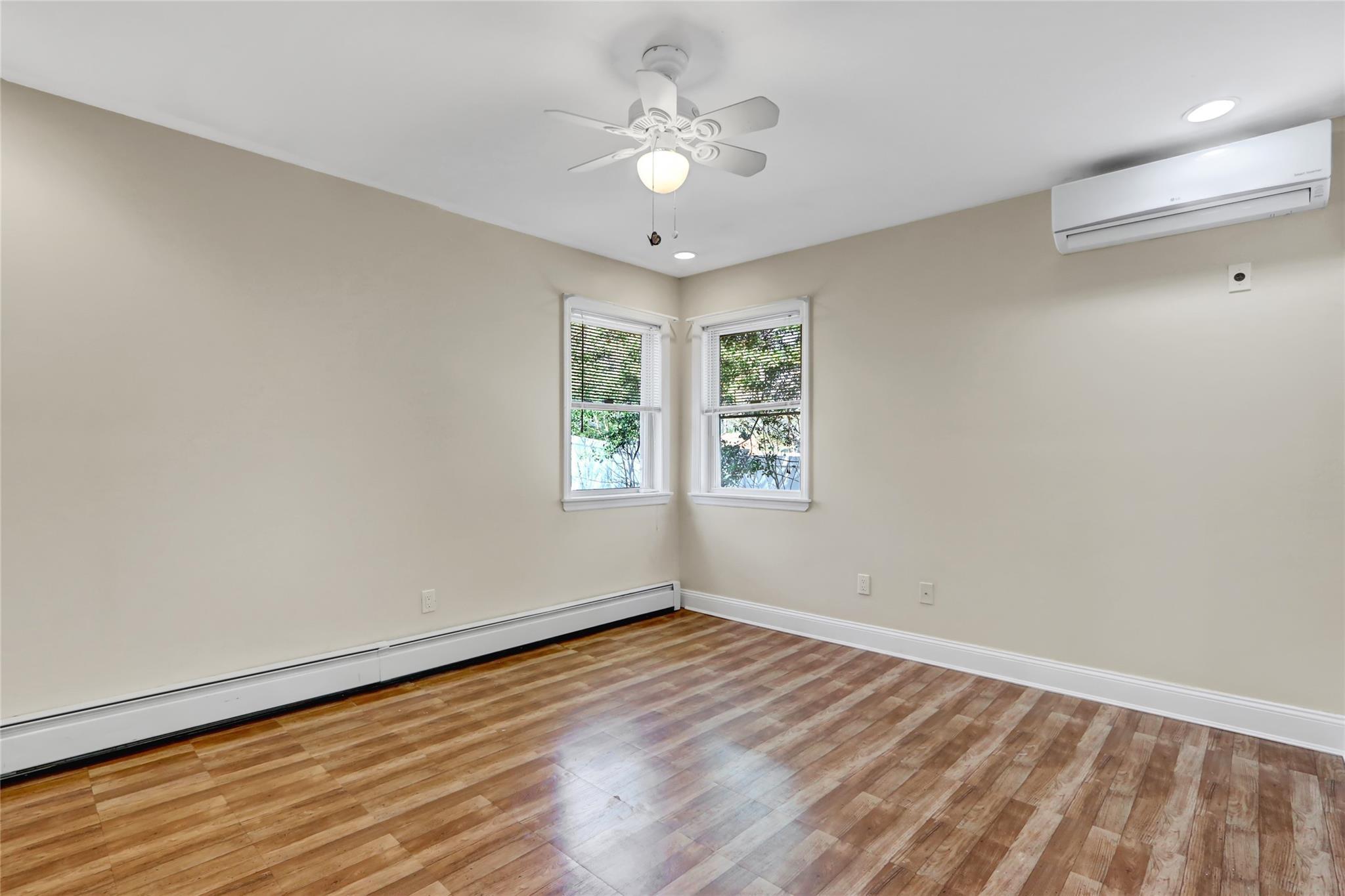 Single Family Fisk  Suffolk County, NY 11742, MLS-852015-14