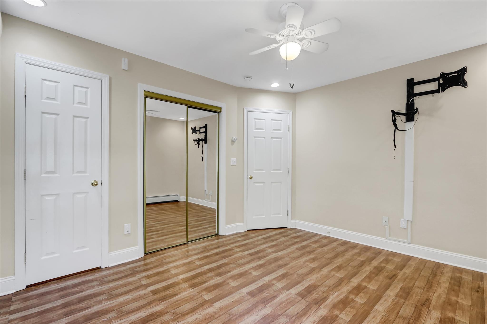 Single Family Fisk  Suffolk County, NY 11742, MLS-852015-15