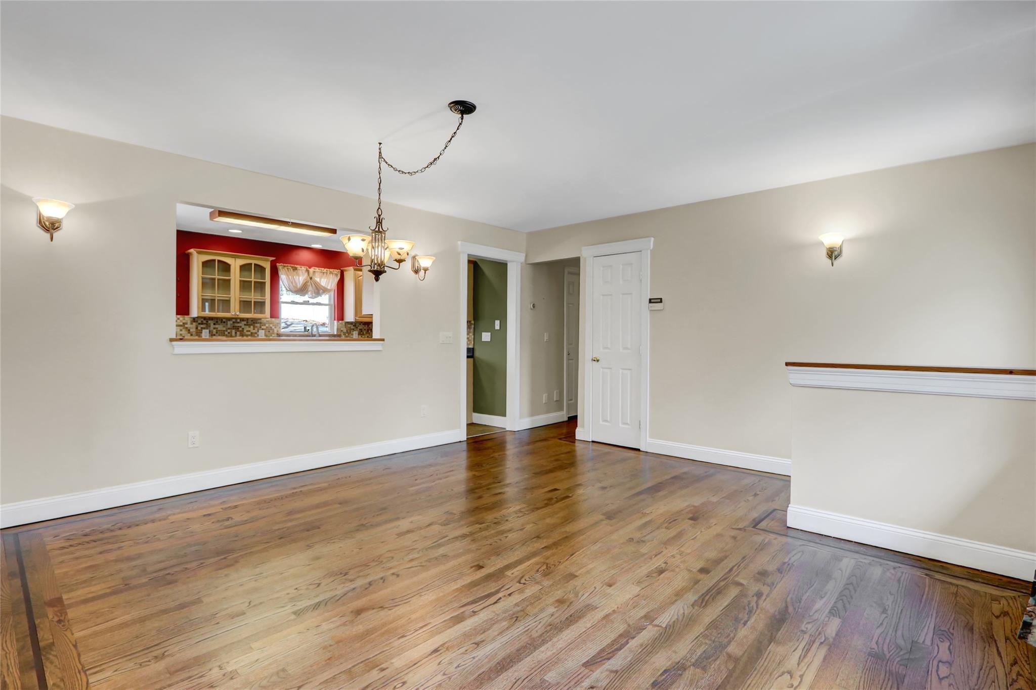 Single Family Fisk  Suffolk County, NY 11742, MLS-852015-5
