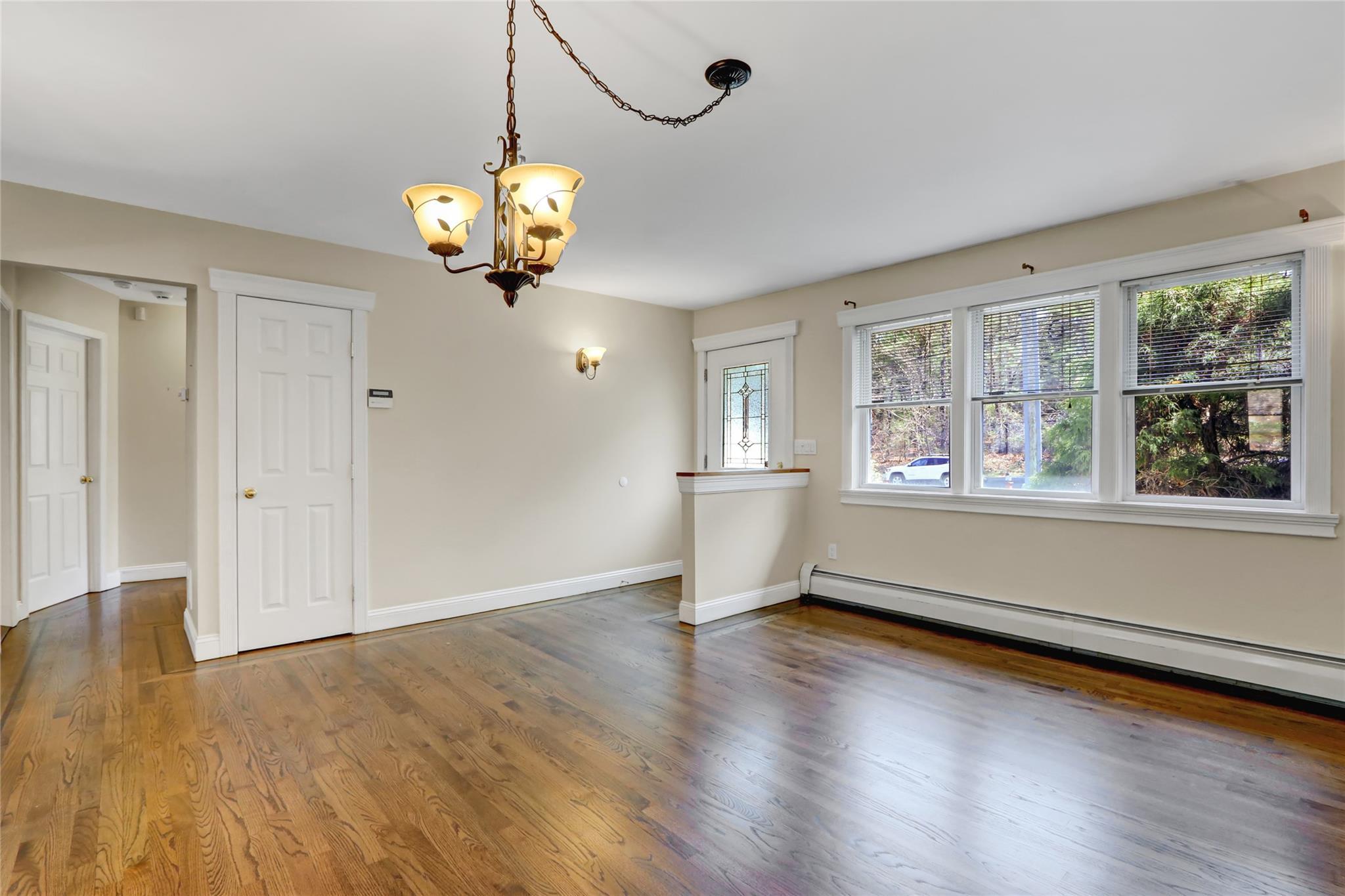 Single Family Fisk  Suffolk County, NY 11742, MLS-852015-7