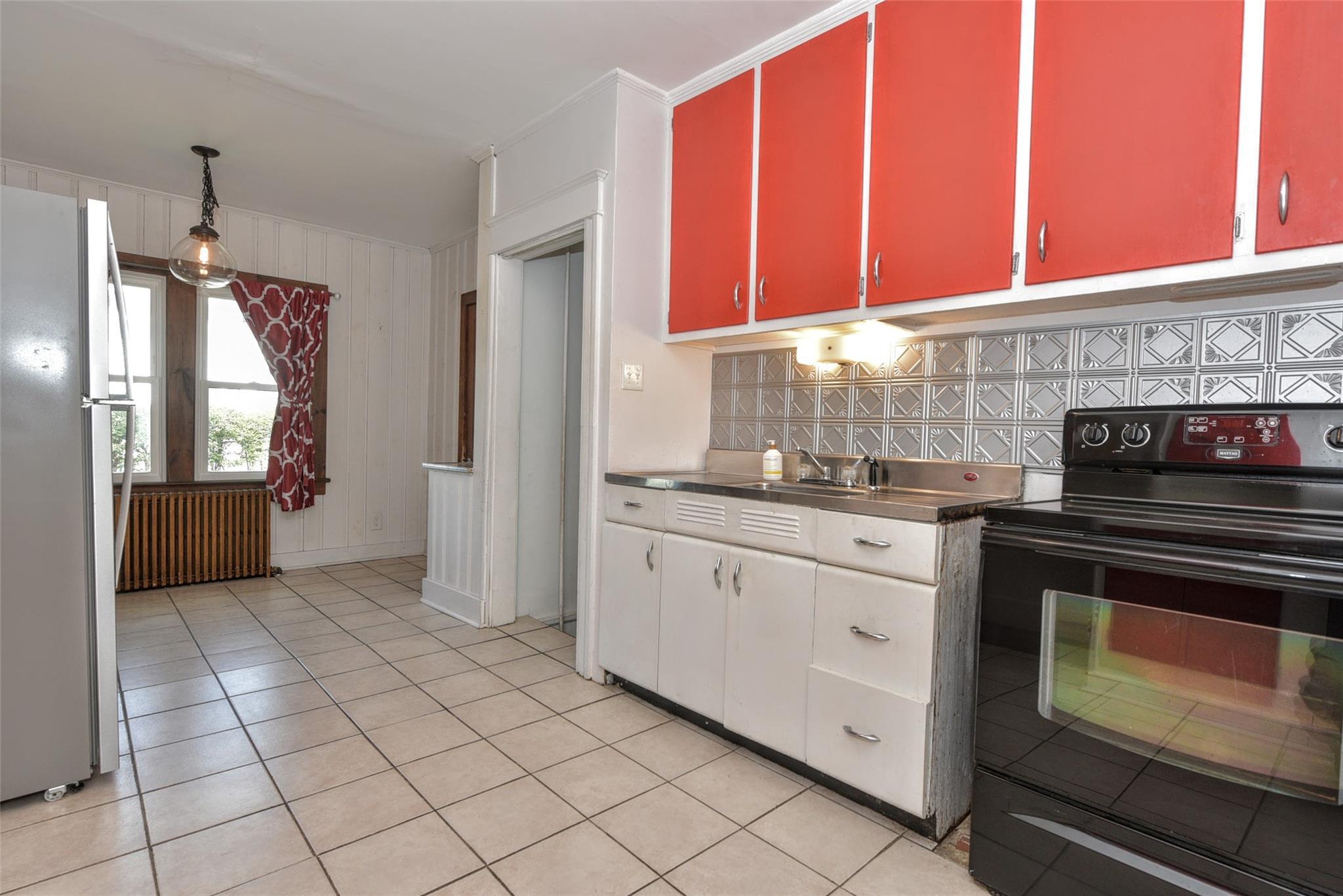 Single Family Roosevelt  Ulster County, NY 12401, MLS-852025-14