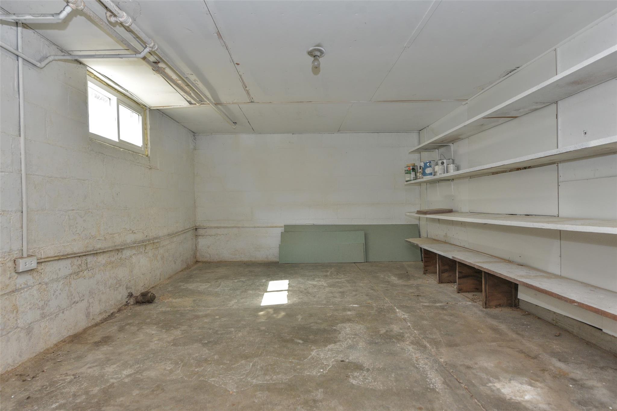 Single Family Roosevelt  Ulster County, NY 12401, MLS-852025-23