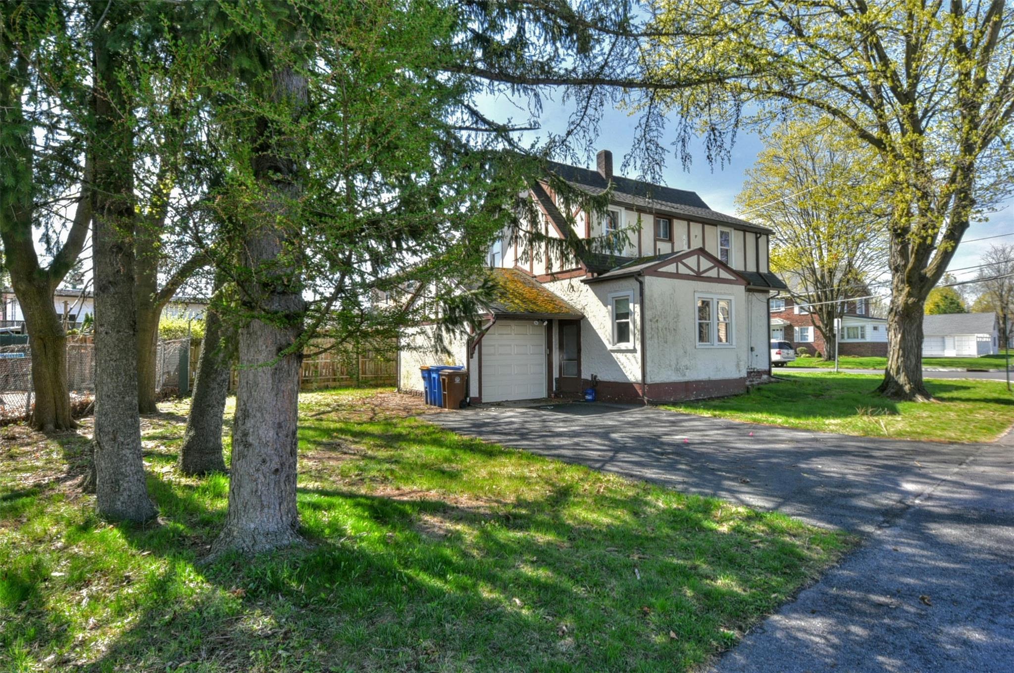 Single Family Roosevelt  Ulster County, NY 12401, MLS-852025-4