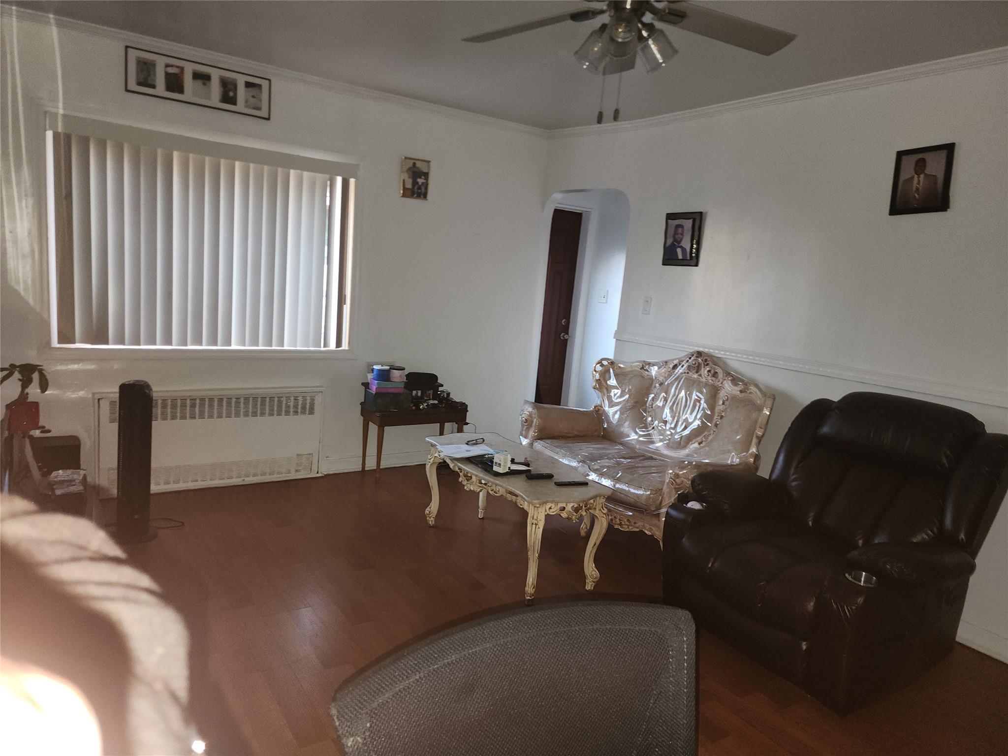 Single Family Francis Lewis  Queens, NY 11411, MLS-852026-2