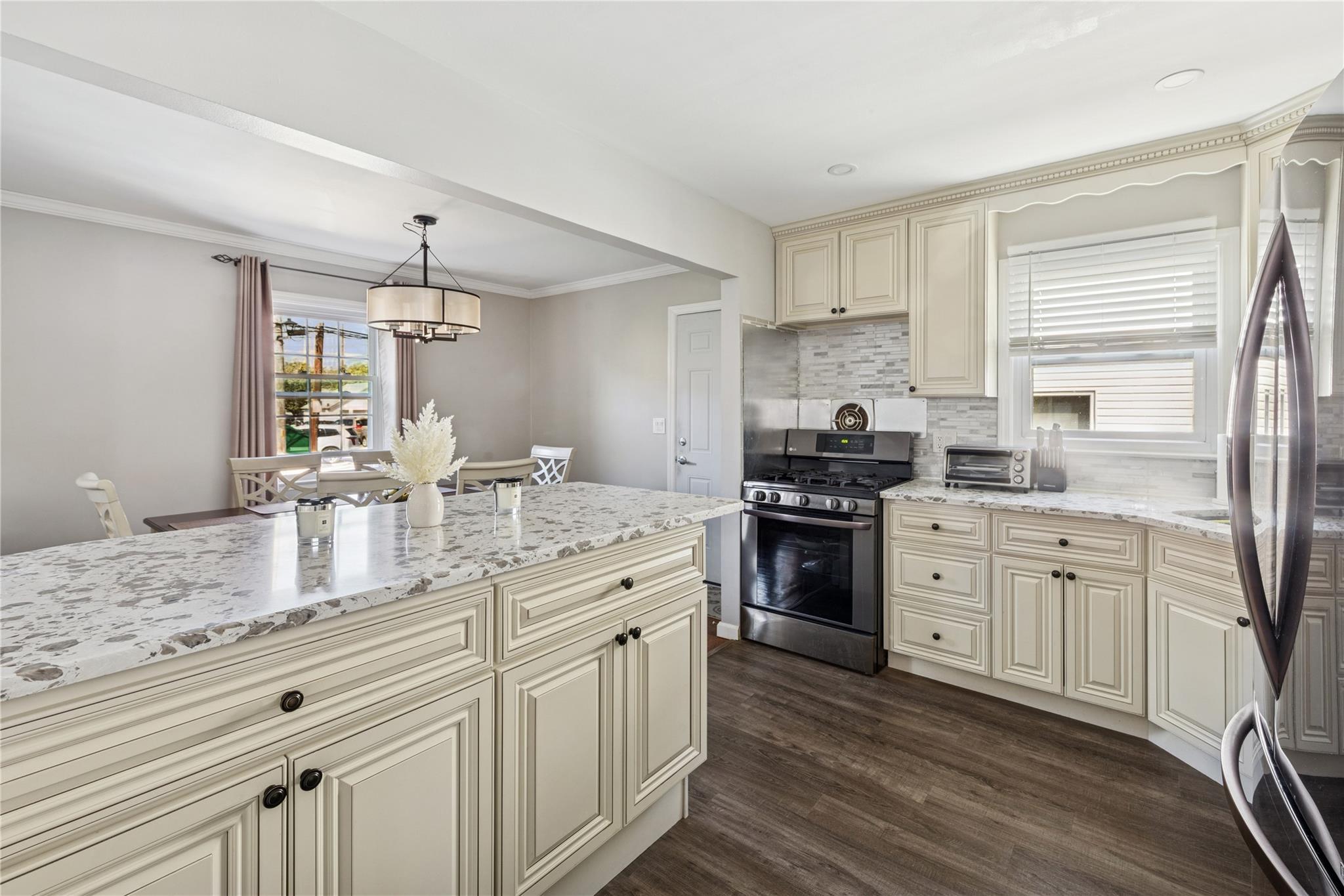 Single Family 10th  Nassau County, NY 11040, MLS-852042-6