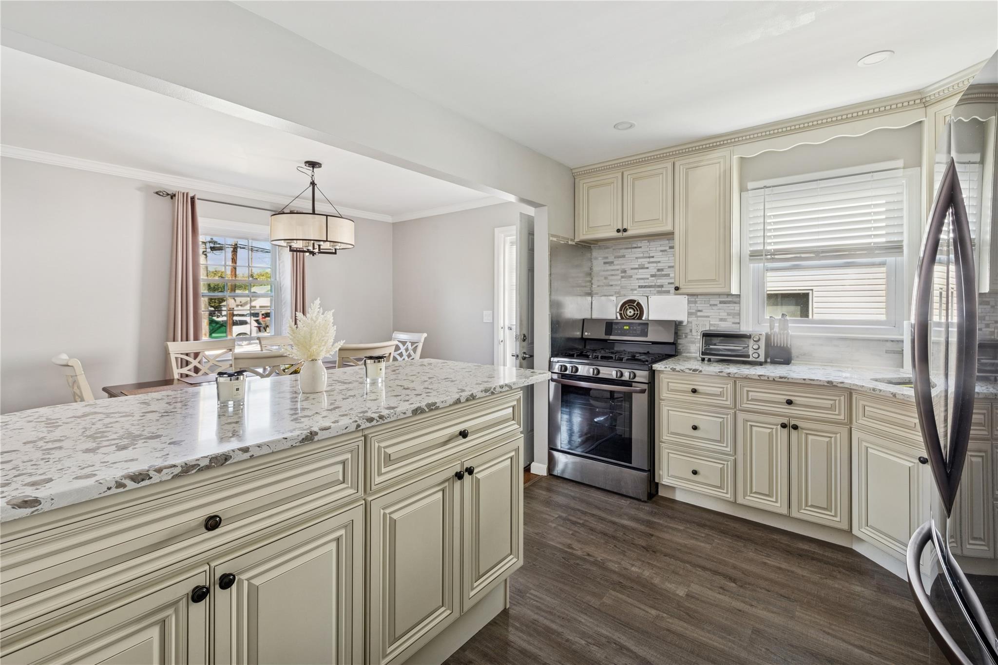 Single Family 10th  Nassau County, NY 11040, MLS-852042-7
