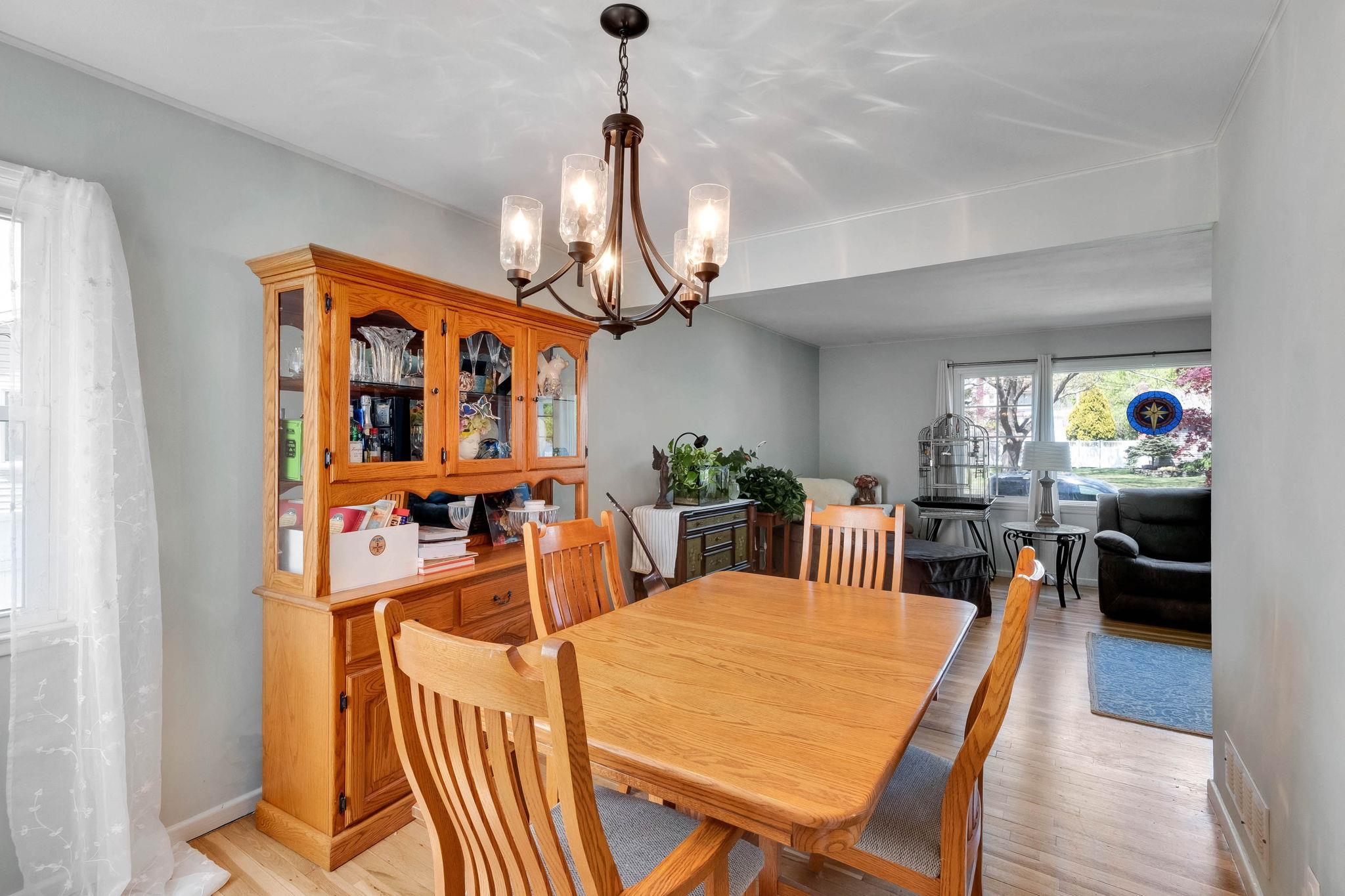 Single Family Hedge  Suffolk County, NY 11720, MLS-852055-11