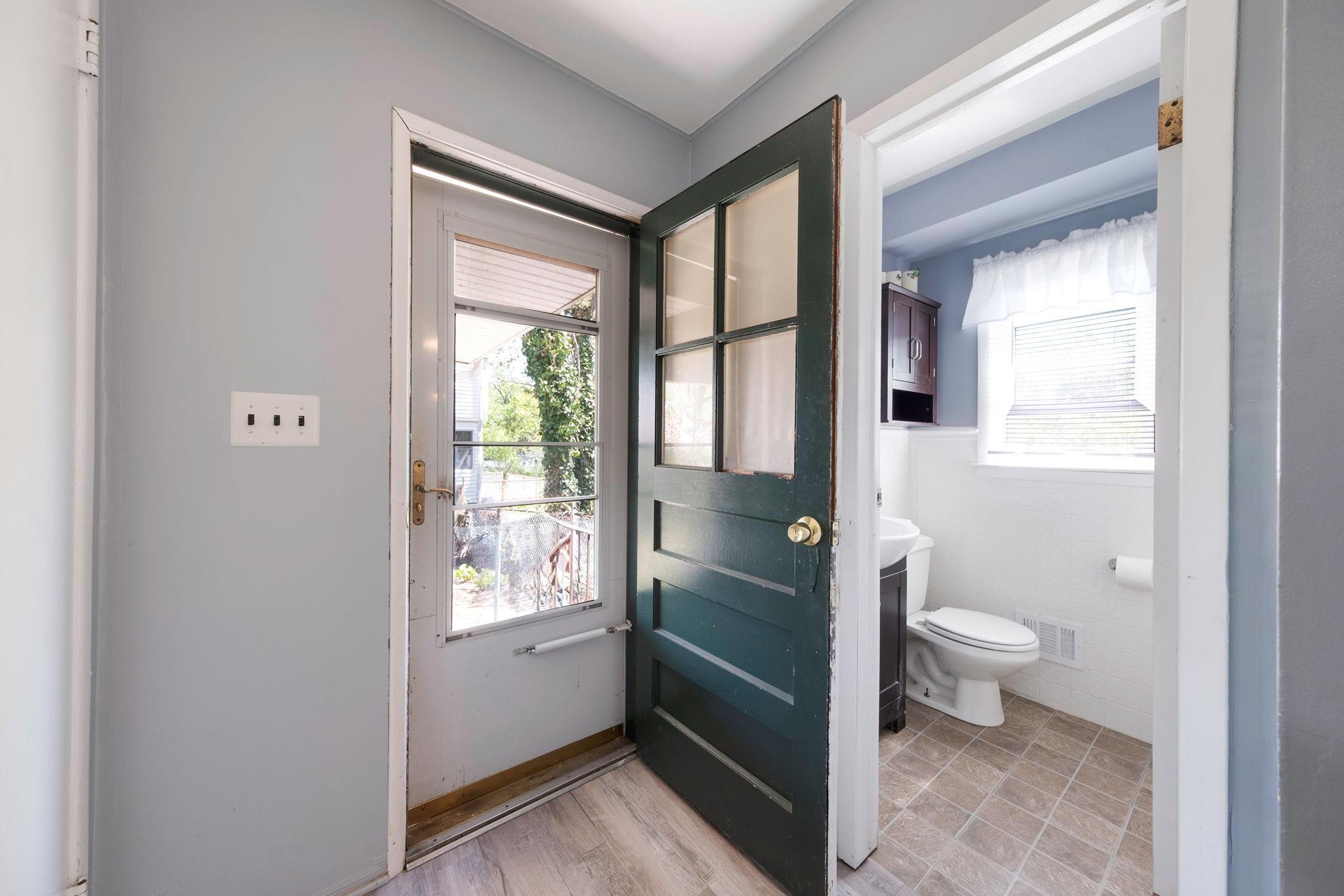 Single Family Hedge  Suffolk County, NY 11720, MLS-852055-12