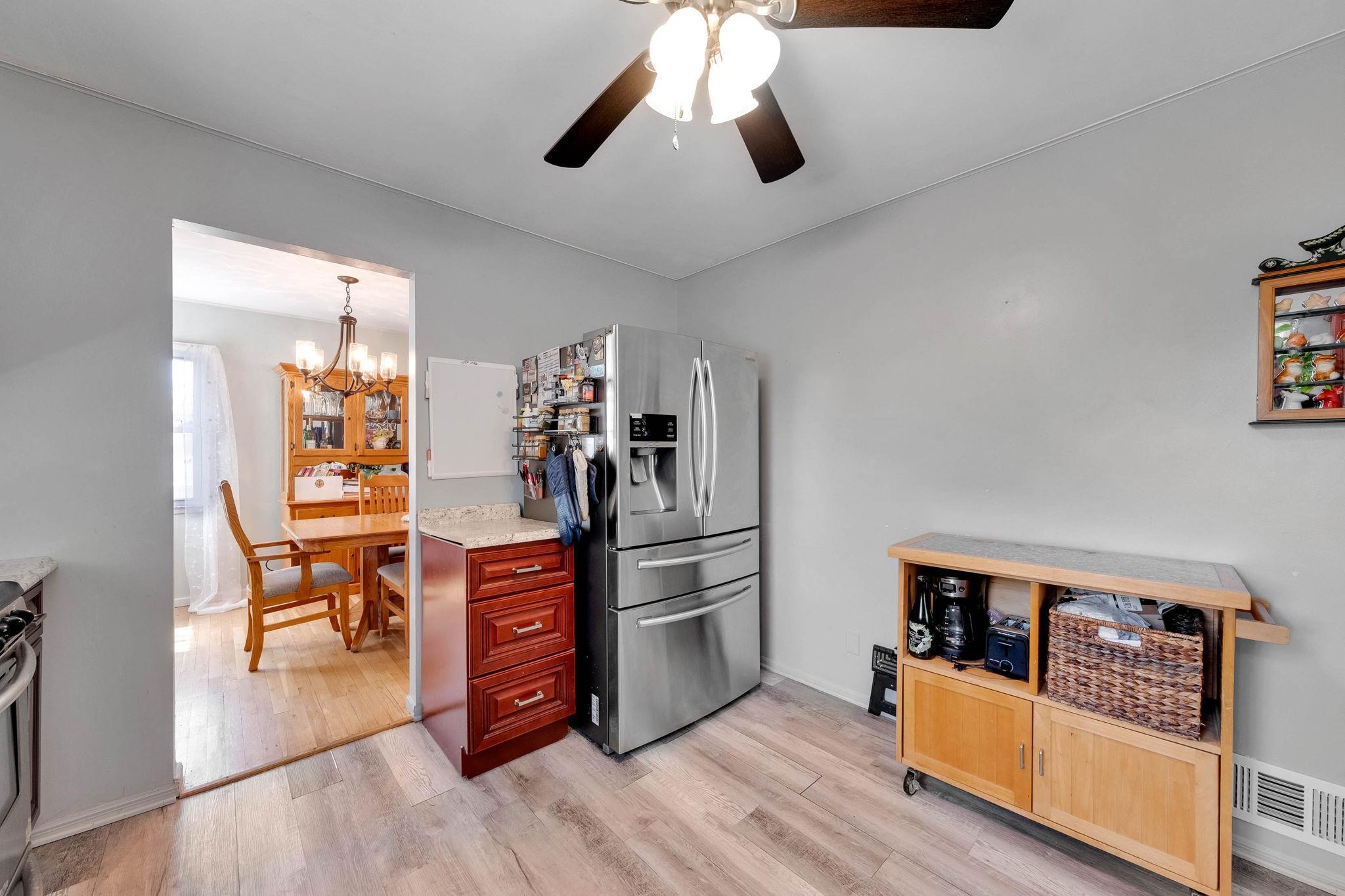 Single Family Hedge  Suffolk County, NY 11720, MLS-852055-4