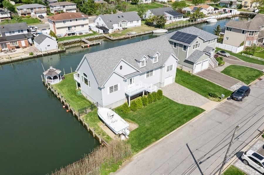 Single Family Delta  Nassau County, NY 11758, MLS-852061-40