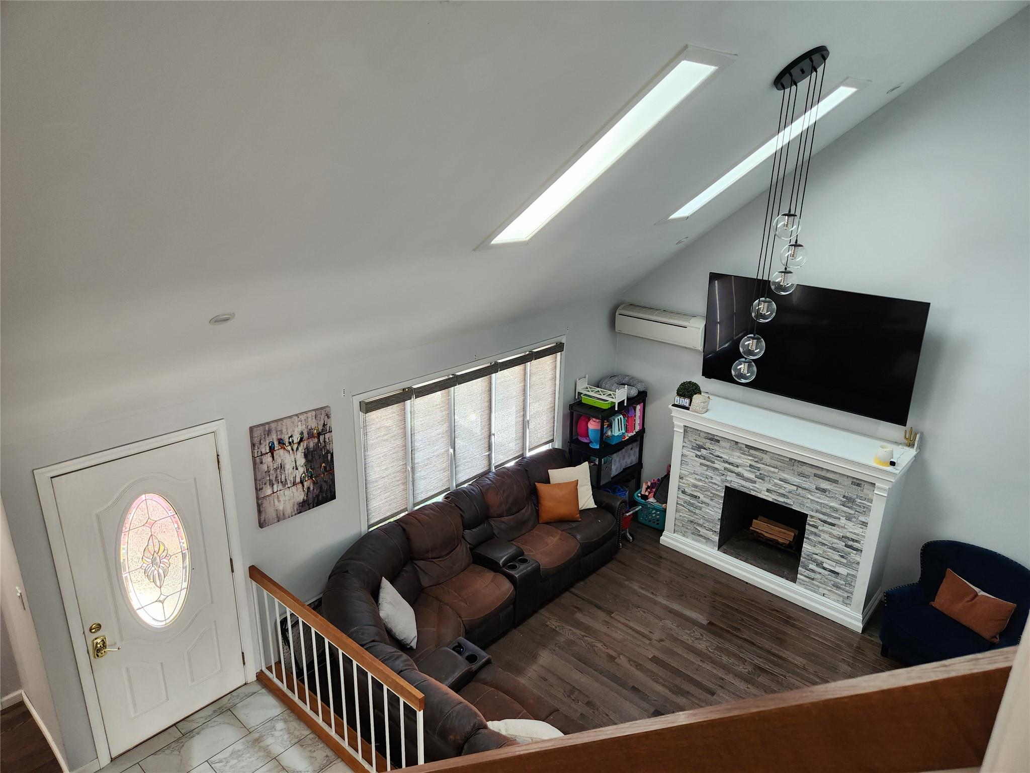 Single Family Oregon  Suffolk County, NY 11763, MLS-852064-3