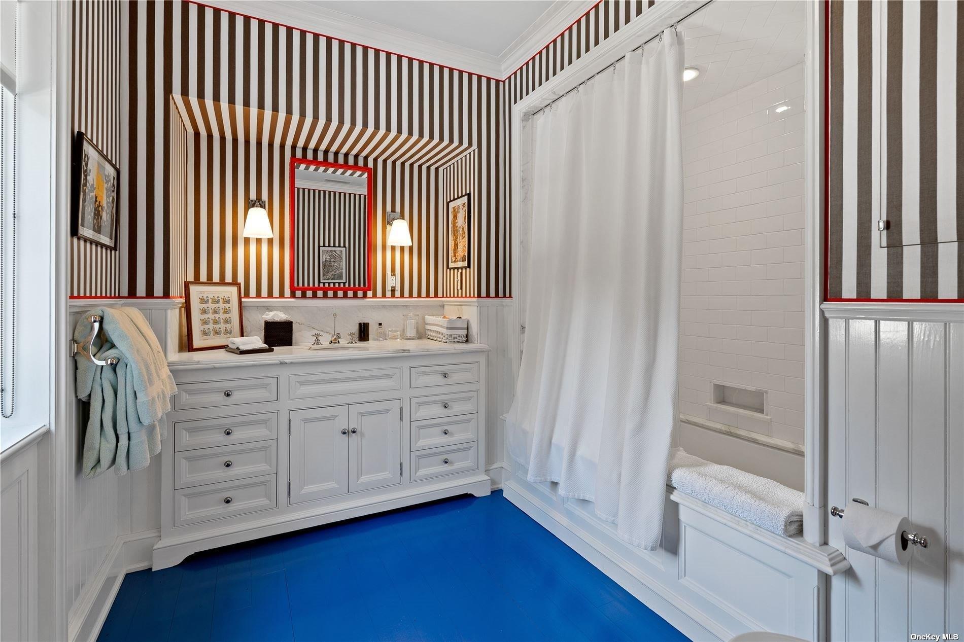 Single Family Duck Pond Nassau County, NY 11560, MLS-852070-23