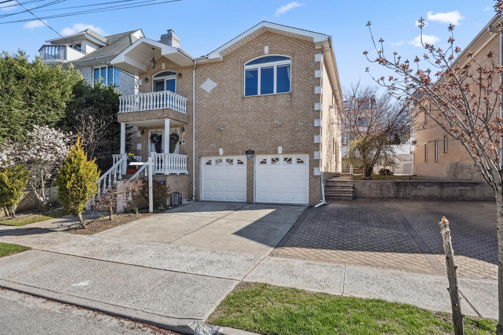 Single Family Riverside  Queens, NY 11357, MLS-852085-2