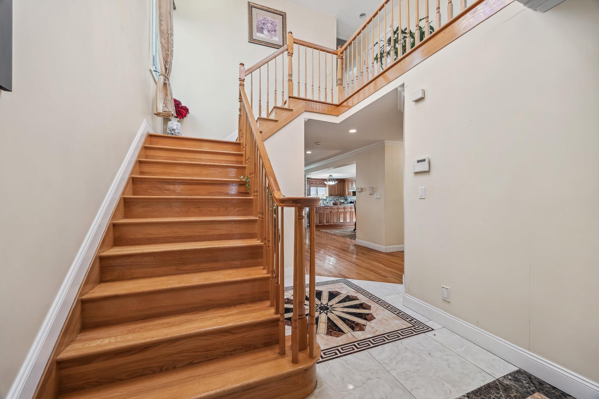 Single Family Riverside  Queens, NY 11357, MLS-852085-4