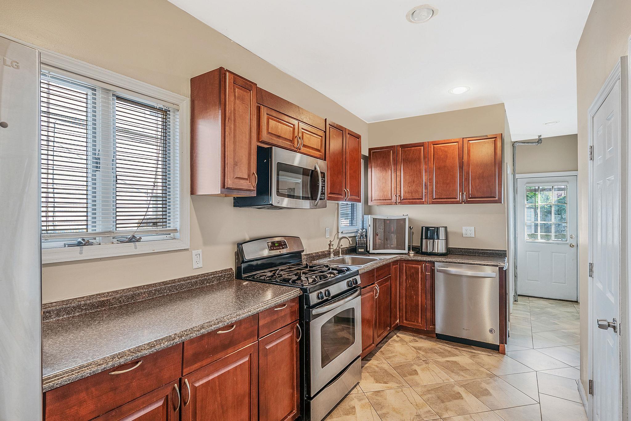 Single Family Pine  Nassau County, NY 11561, MLS-852098-16