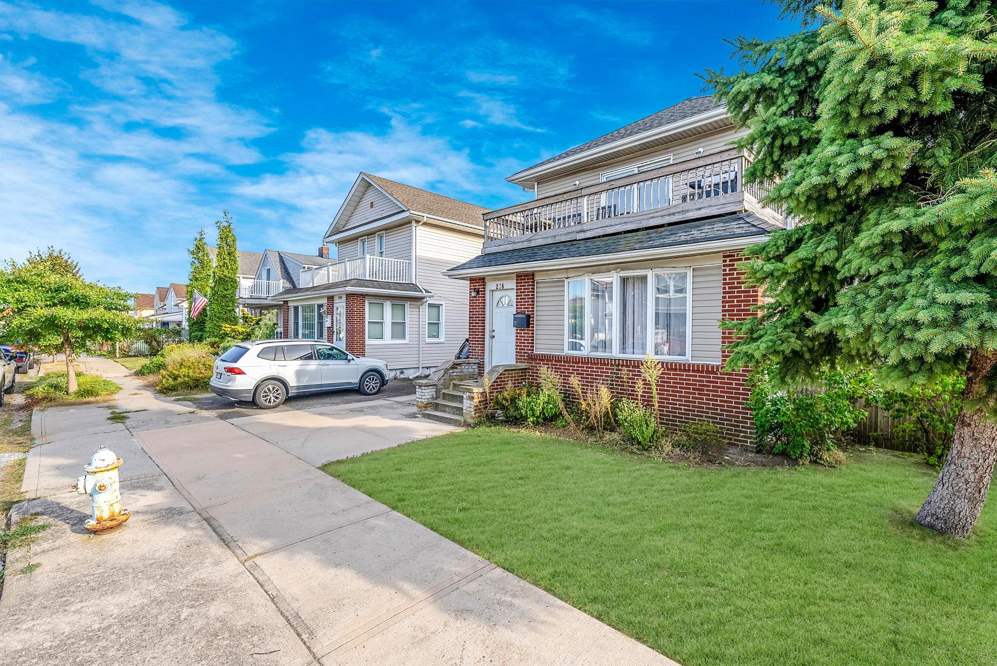 Single Family Pine  Nassau County, NY 11561, MLS-852098-2