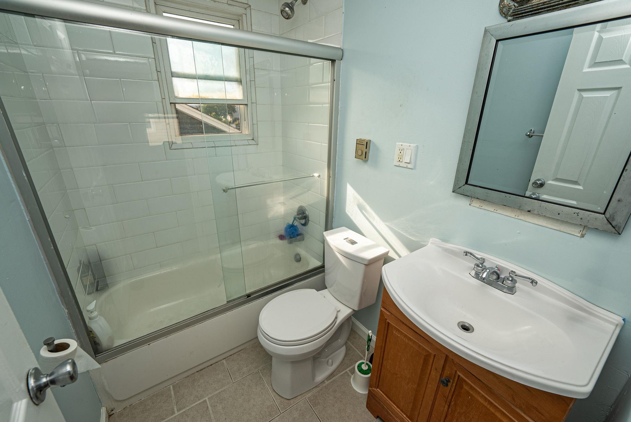 Single Family Pine  Nassau County, NY 11561, MLS-852098-29