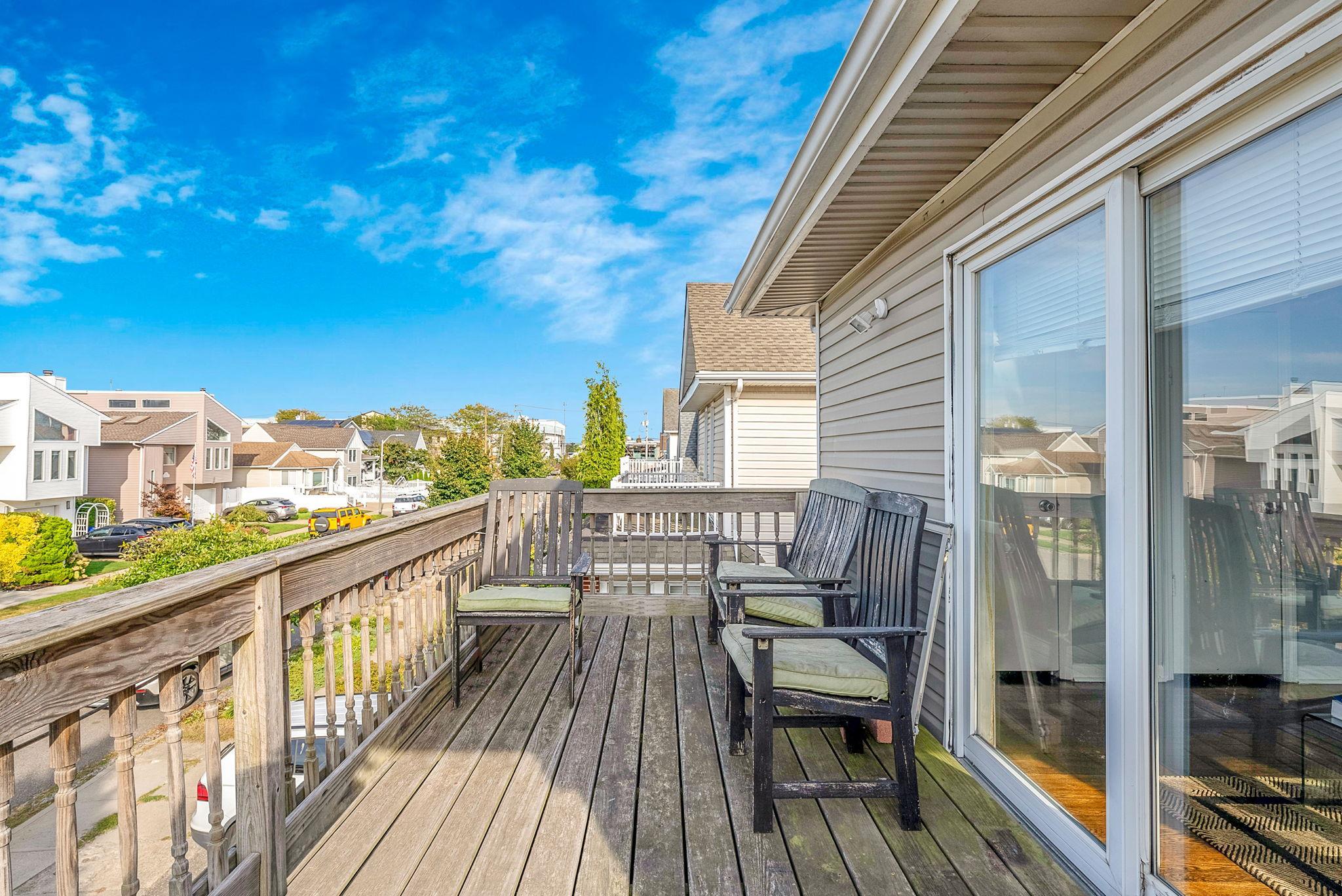 Single Family Pine  Nassau County, NY 11561, MLS-852098-30
